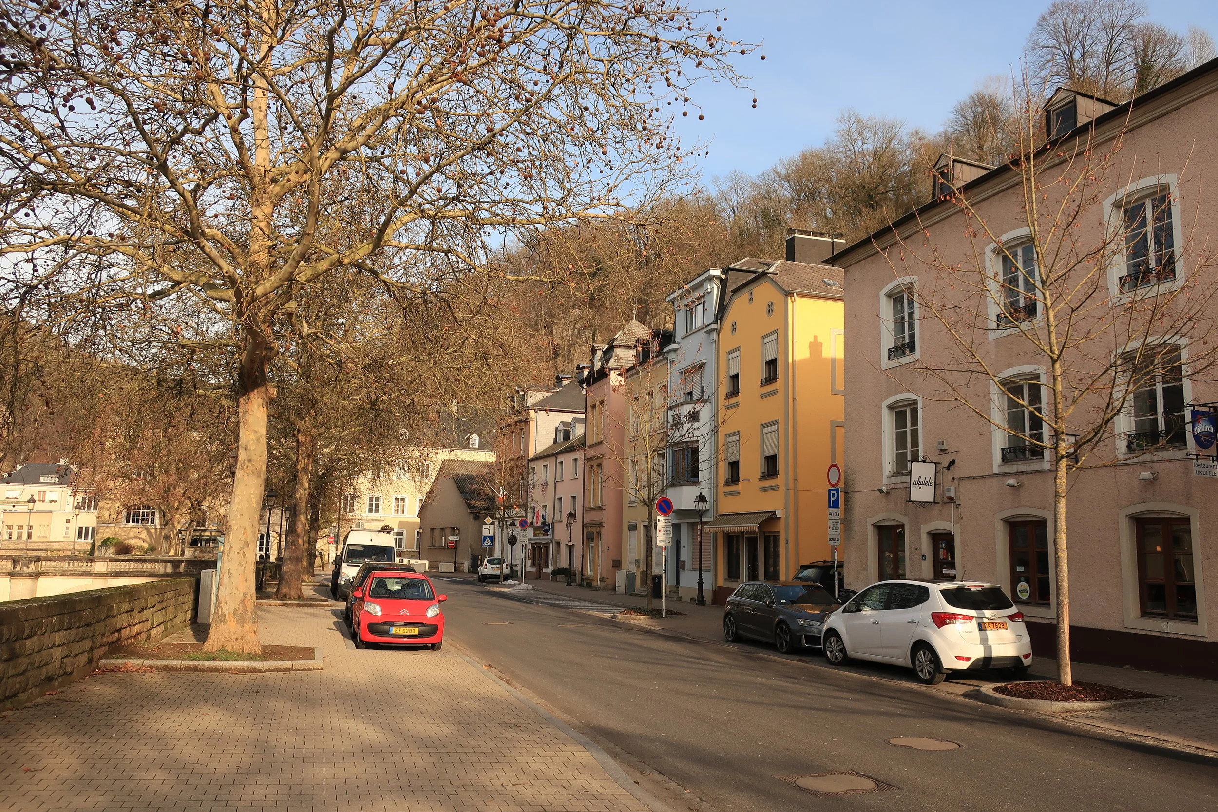  Luxembourg--Winter 2019--Clausen--Downtown area on the Alzette River 