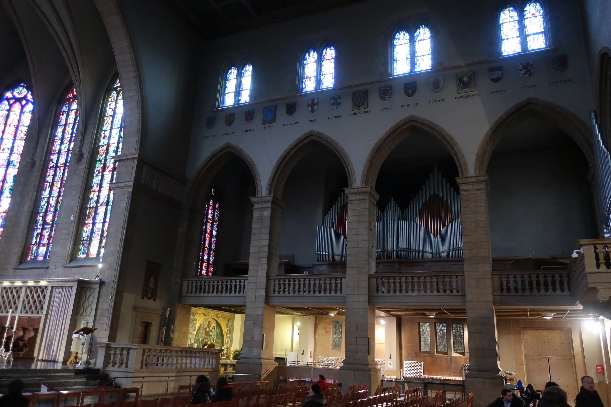  Luxembourg--Winter 2019--Dom Notre Dame--Left side 