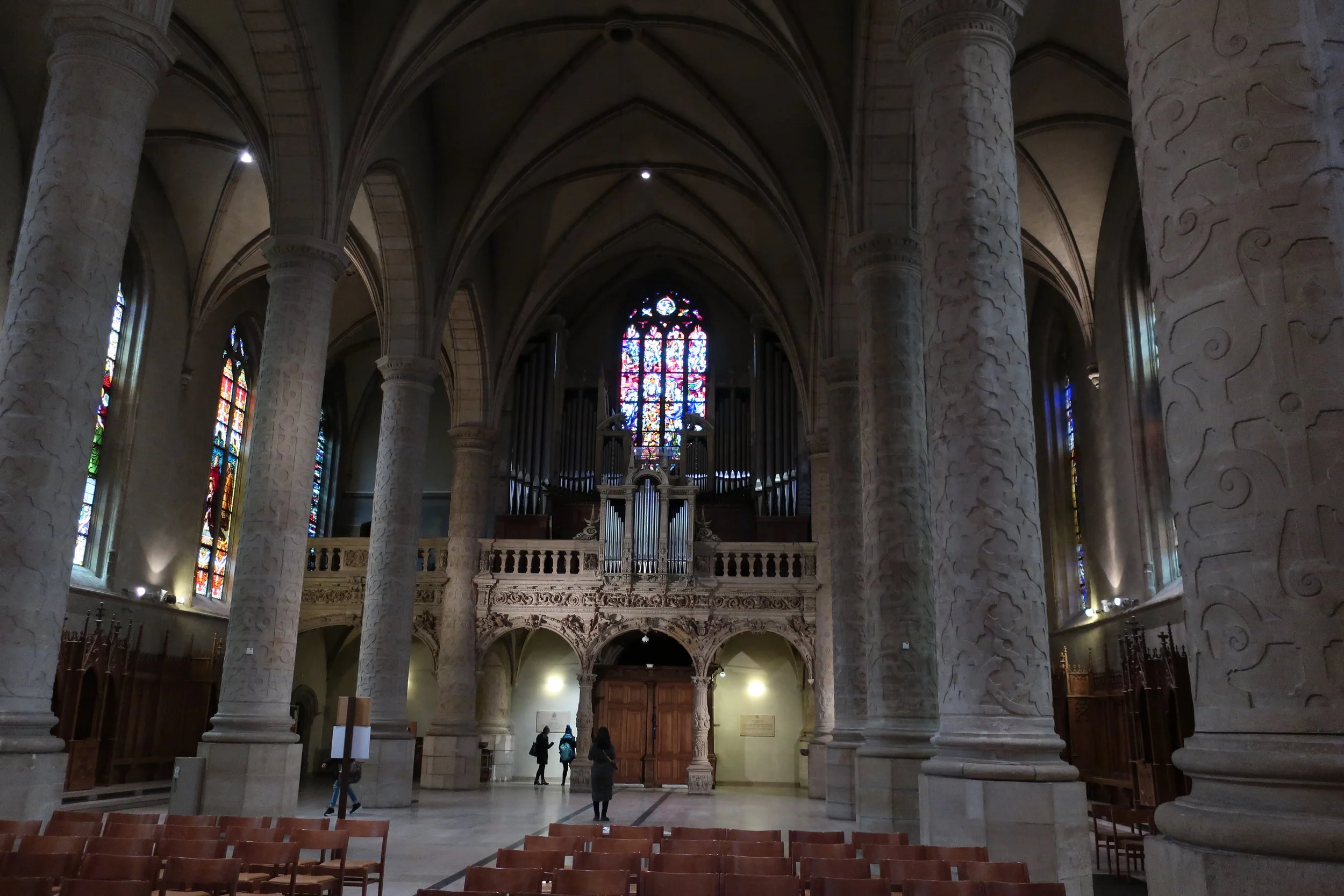  Luxembourg--Winter 2019--Dom Notre Dame--Back 