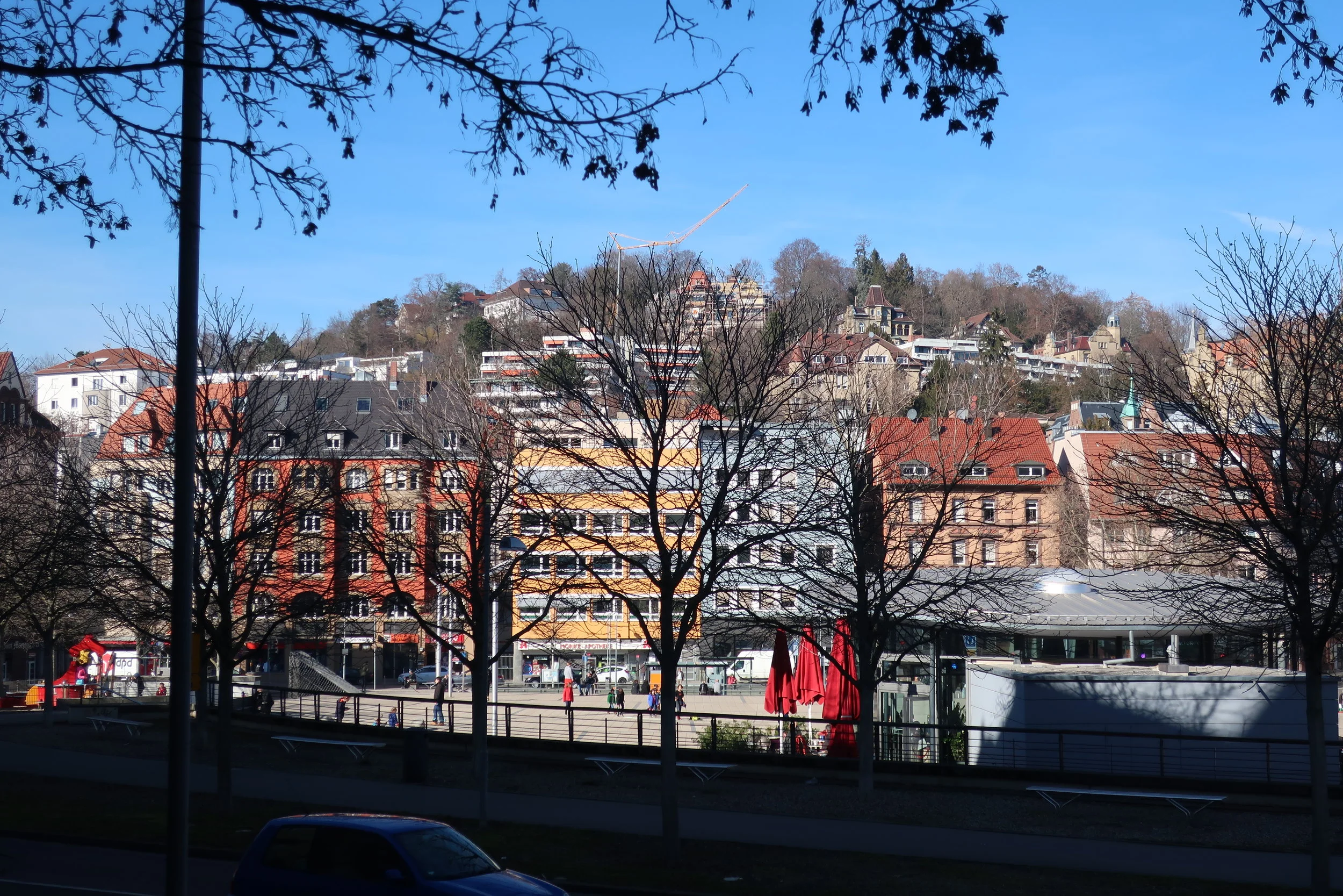  Stuttgart--Winter 2019--In the Sud-Stadt, Typical buildings, on Marianplatz 