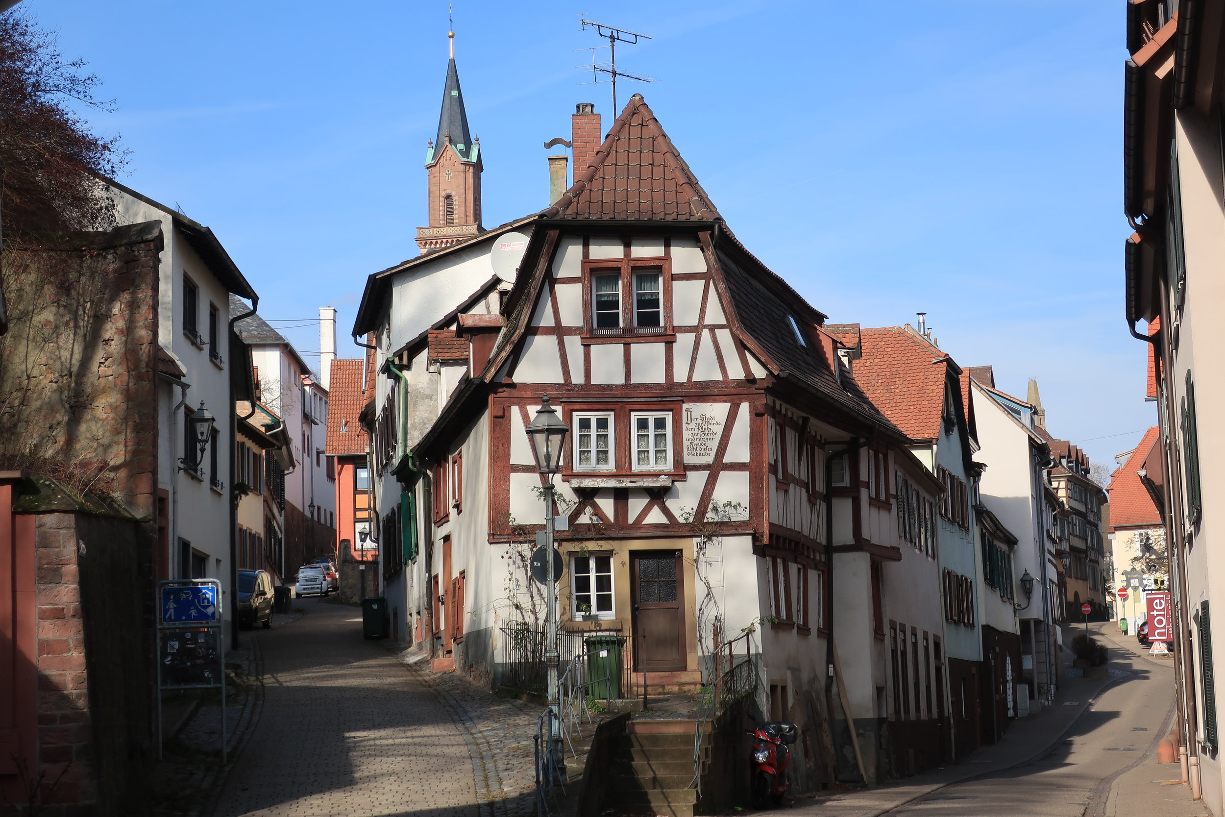  Weinheim--Winter 2019--Obergasse 