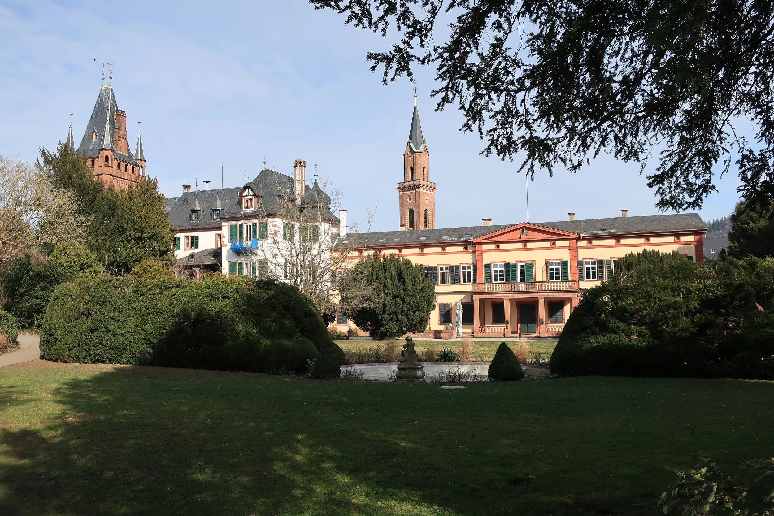  Weinheim--Winter 2019--Schloss 