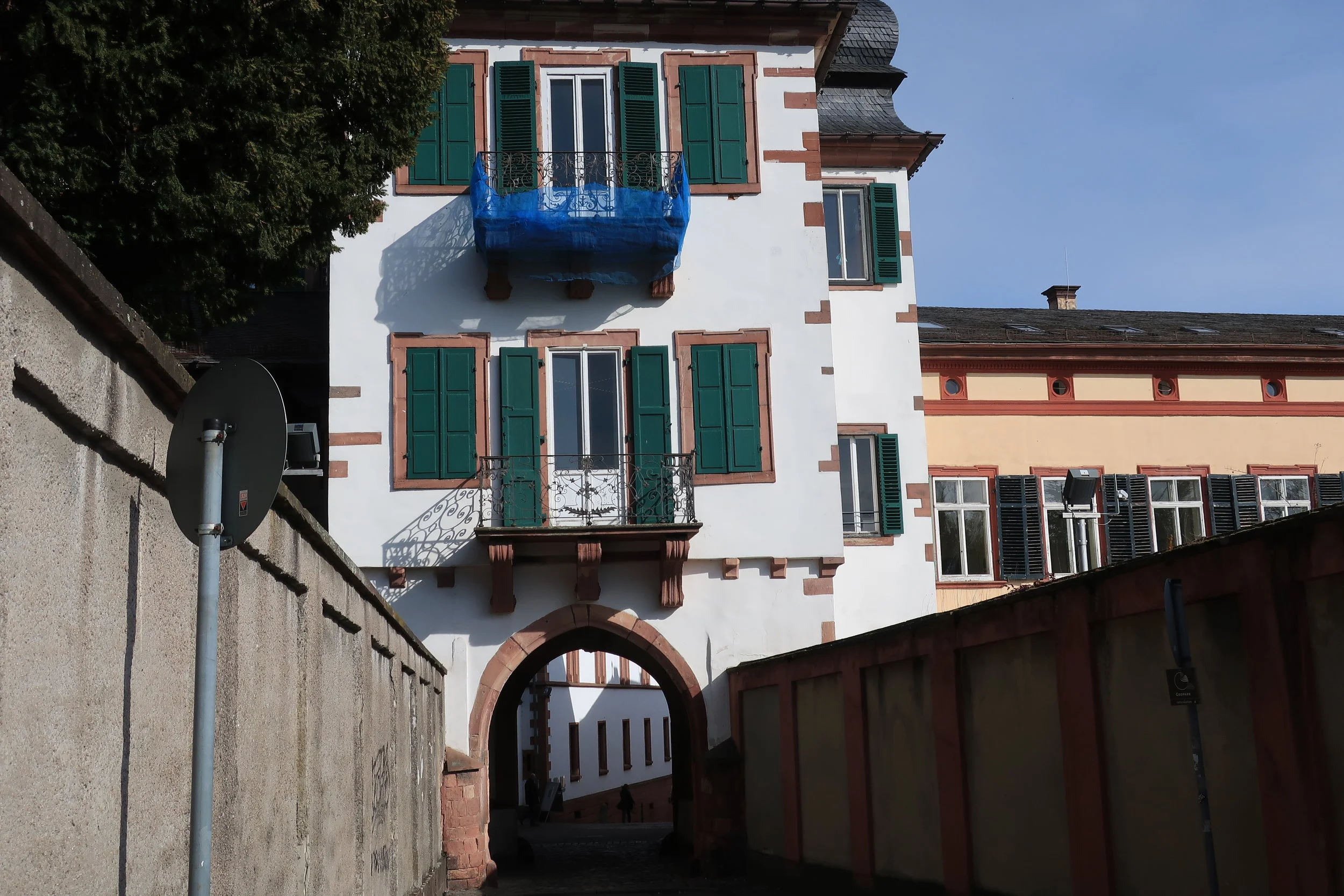  Weinheim--Winter 2019--Schloss--North Gate to city 