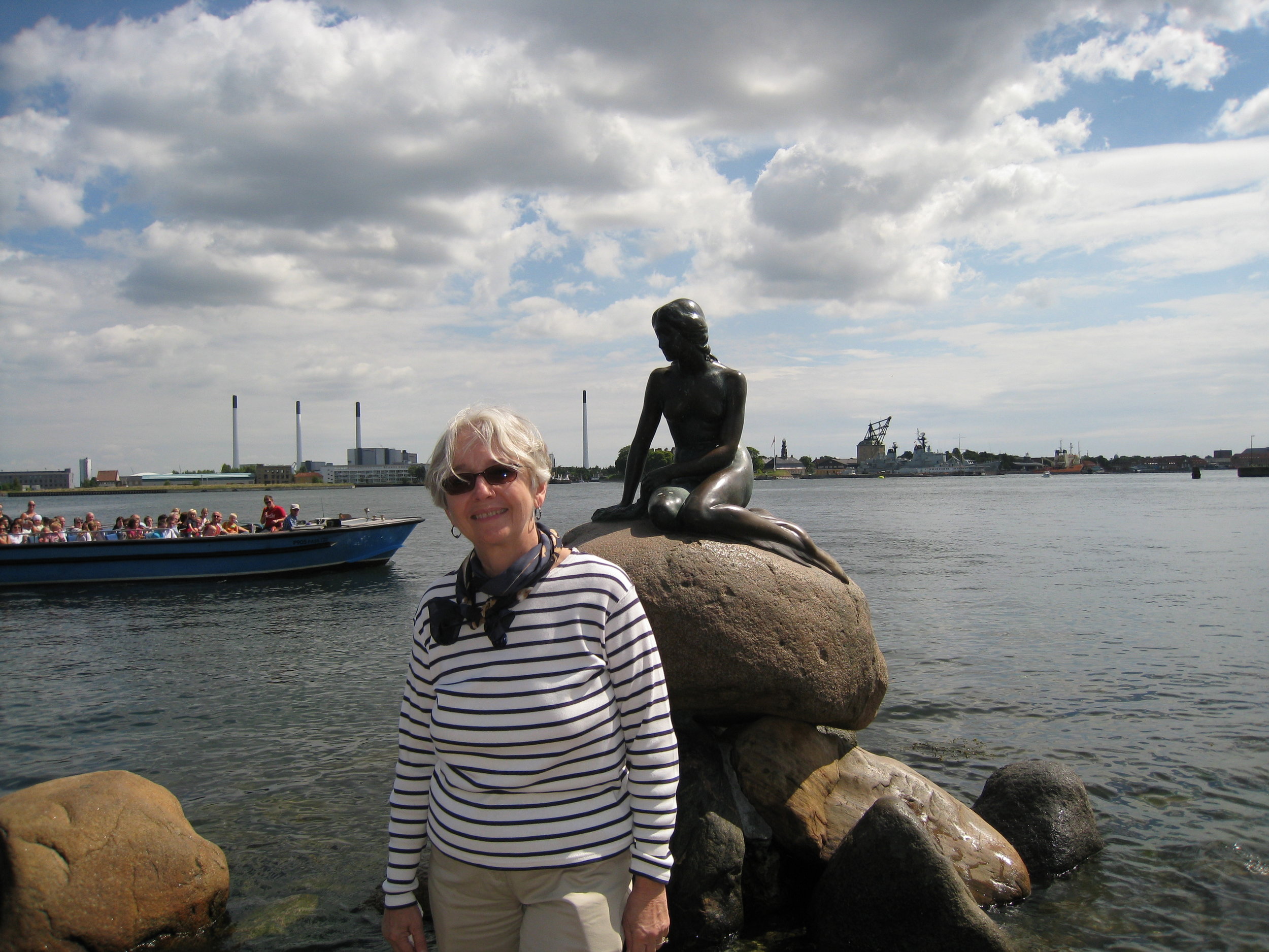  Carrol and the Mermaid in Copenhagen 