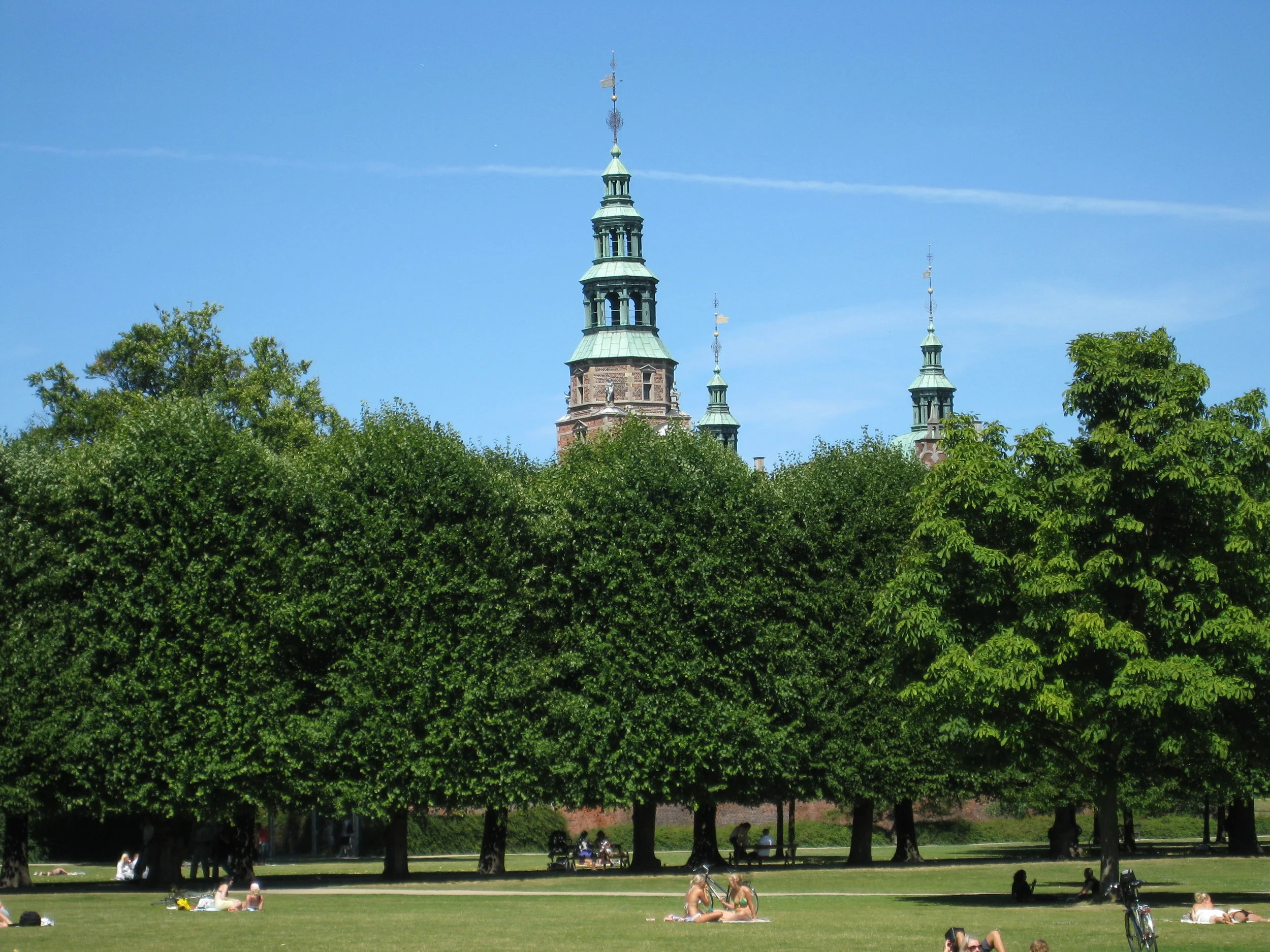  Copenhagen, Garden around Rosenborg Castle 