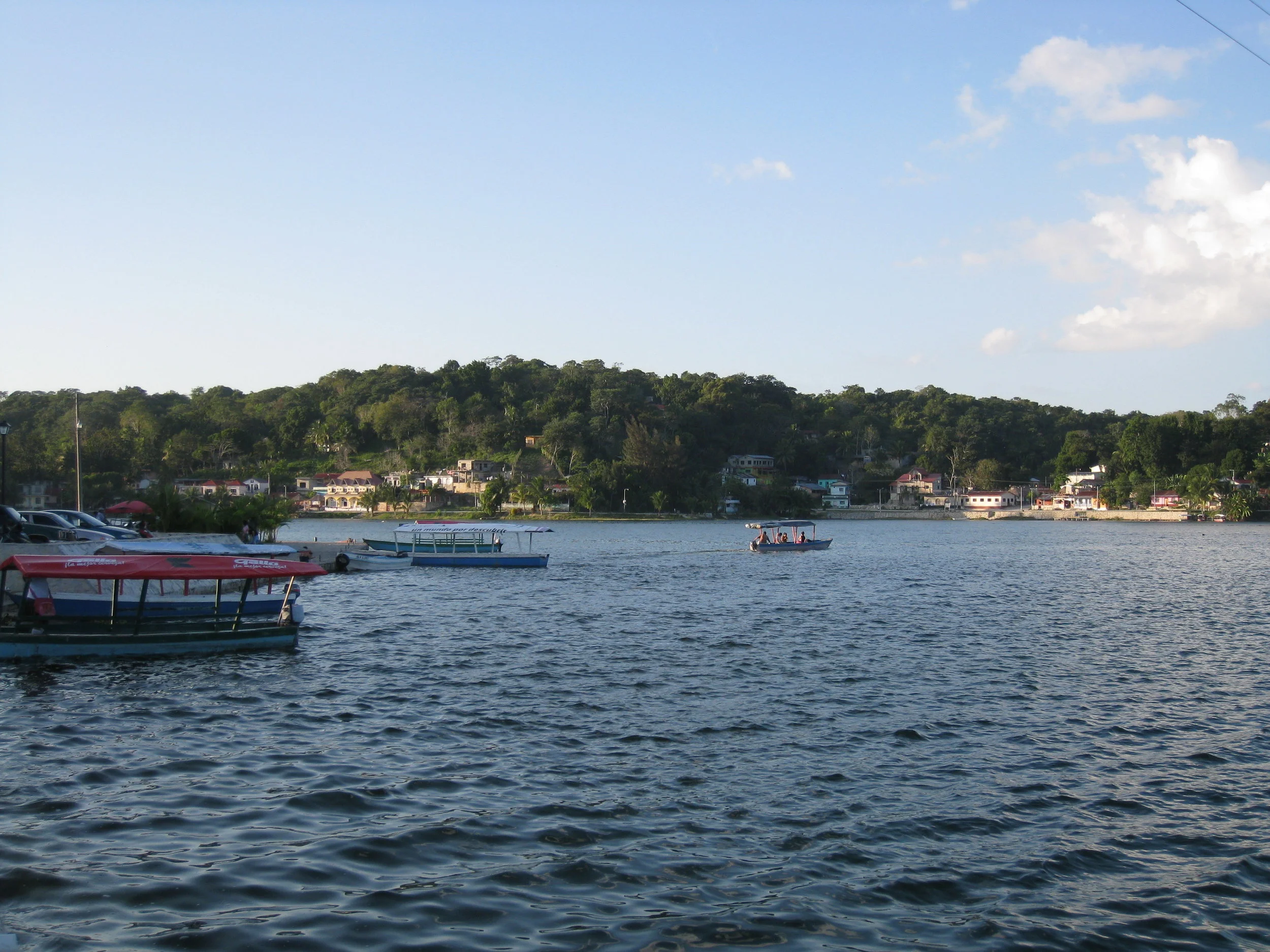  Flores--Small island town in Peten--Lake Peten-Itza 