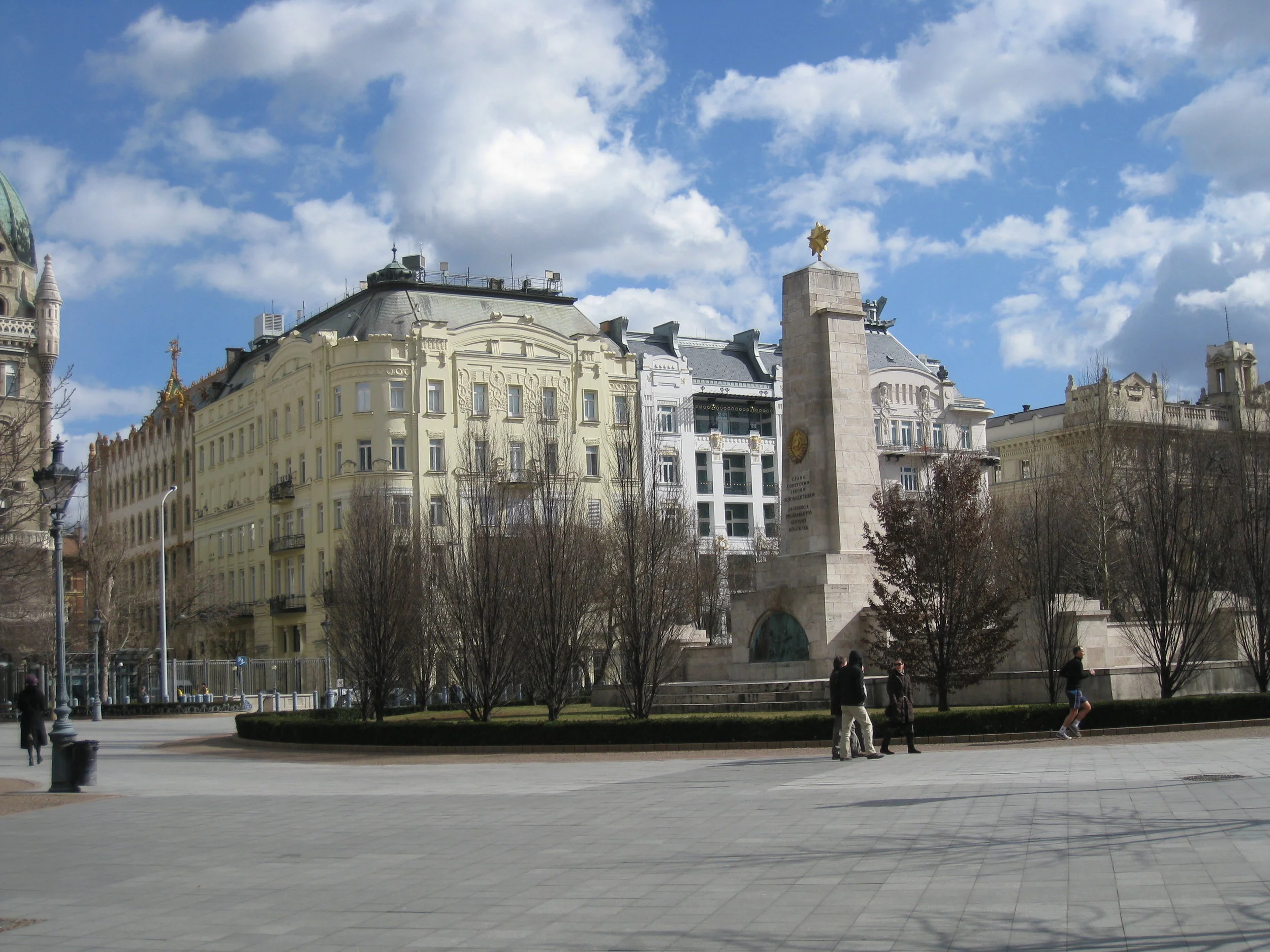  Budapest--Russian Monument in front of US Embassy on Szabadsag Square 