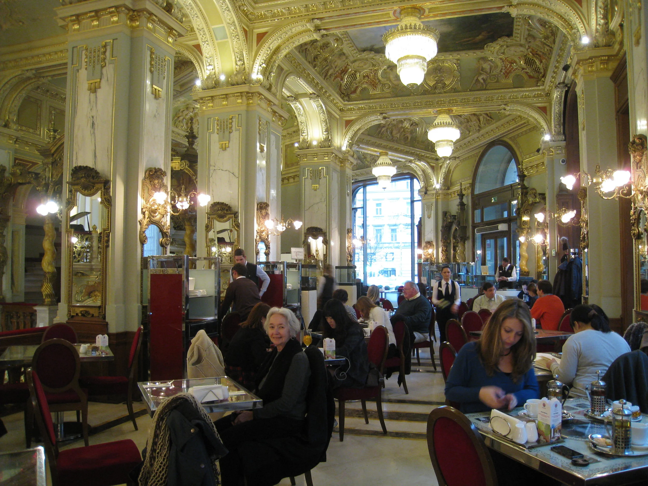  Budapest--New York Cafe 