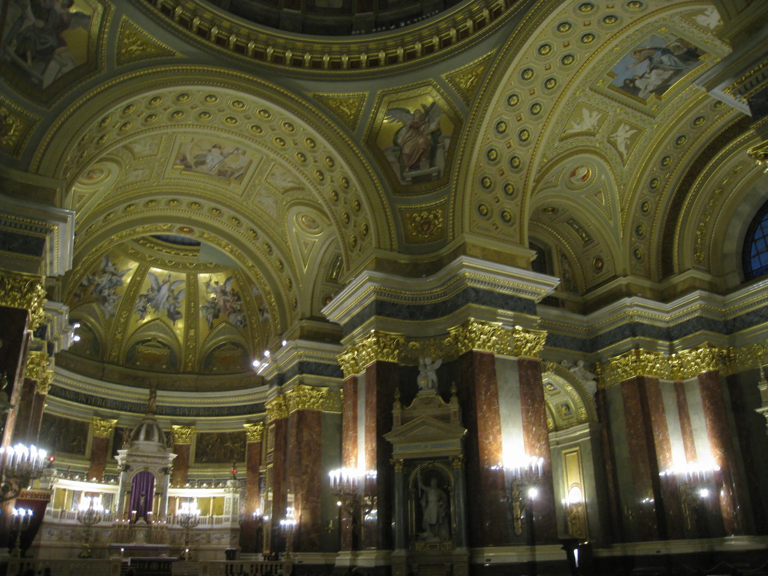  Budapest--St. Stephan's Church--Altar 