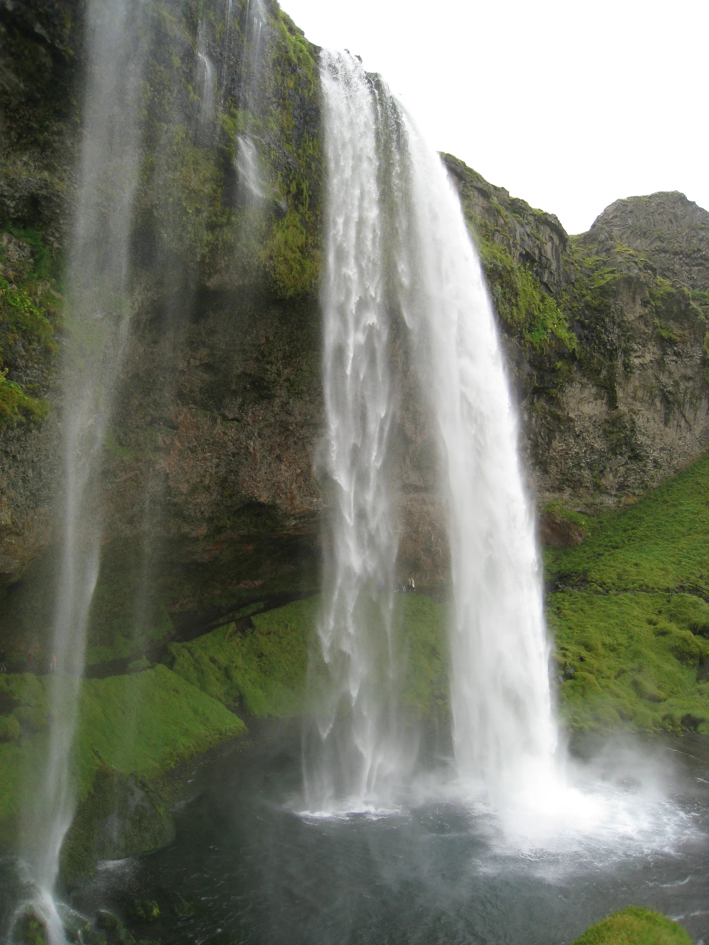  Seljandsfoss Waterfall 