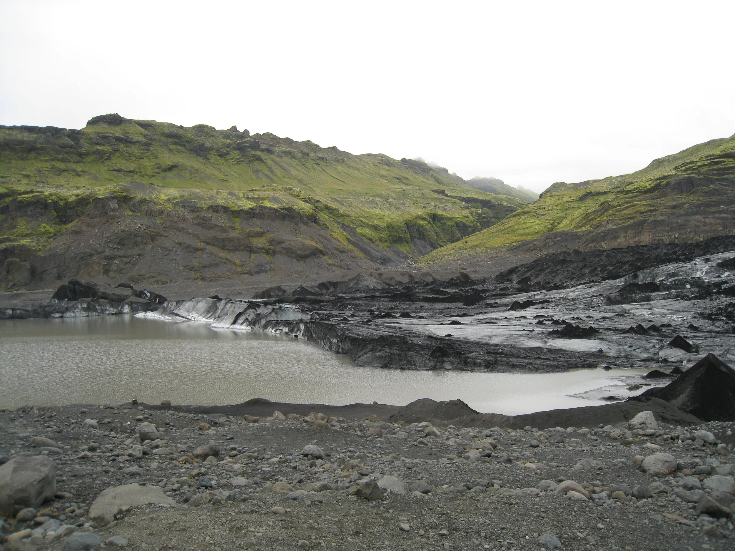  Solheimajokull glacier tongue near Vik 