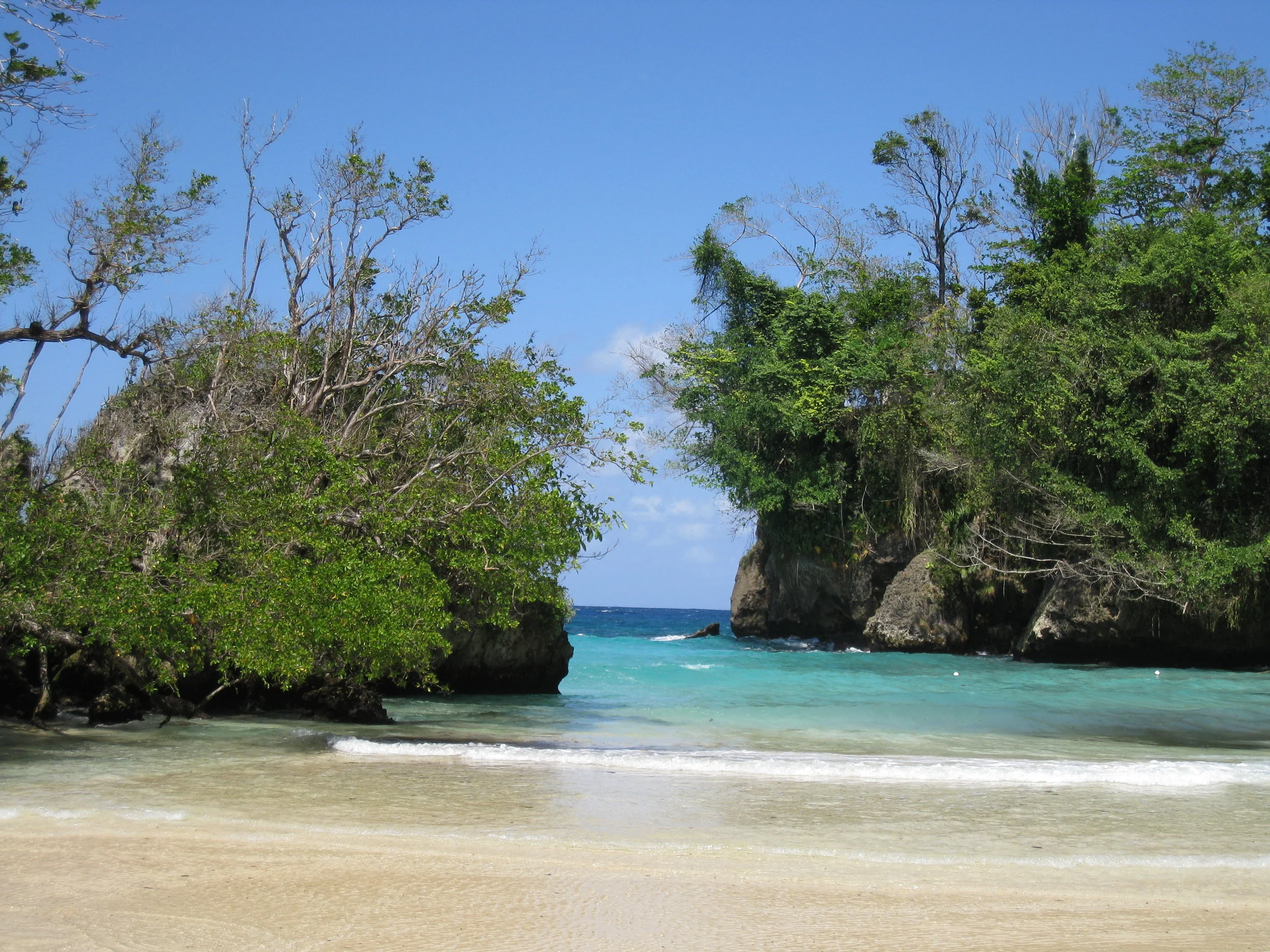  Frenchman's Cove beach 