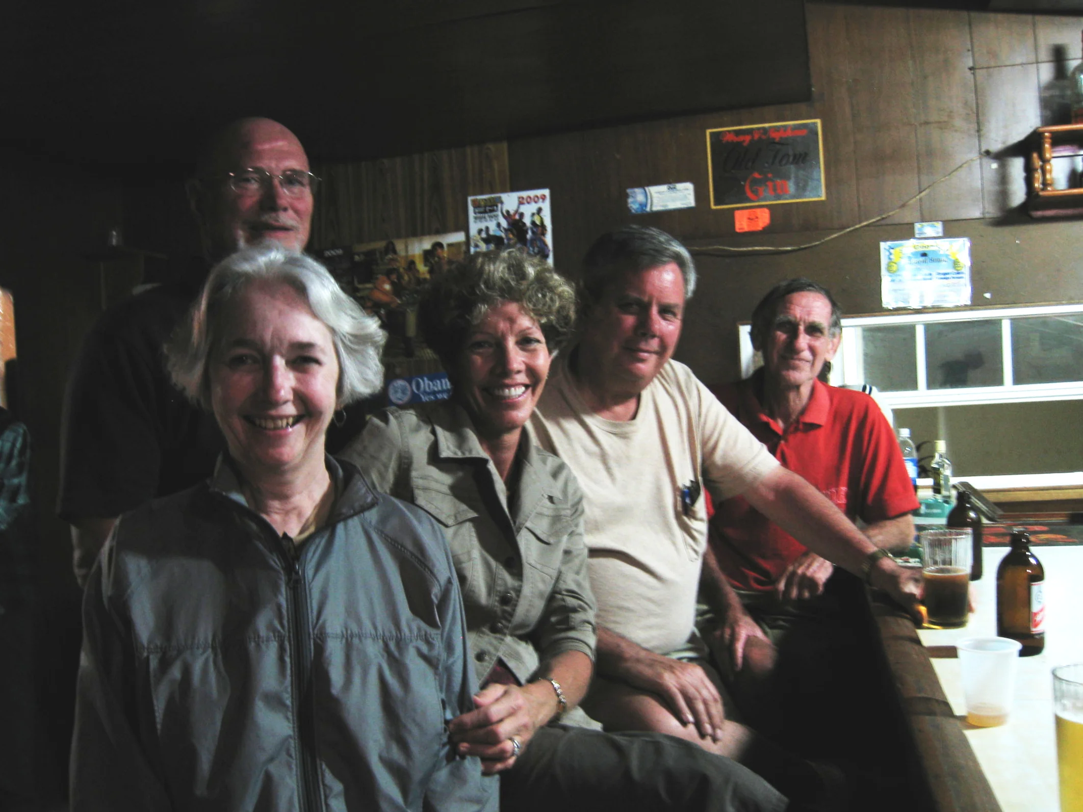  Boston--Having a beer at the Jerk place--Carrol Benner Kindel, Rick Schreiber, Debbie Schreiber, Roger King and Paul Cullingford 