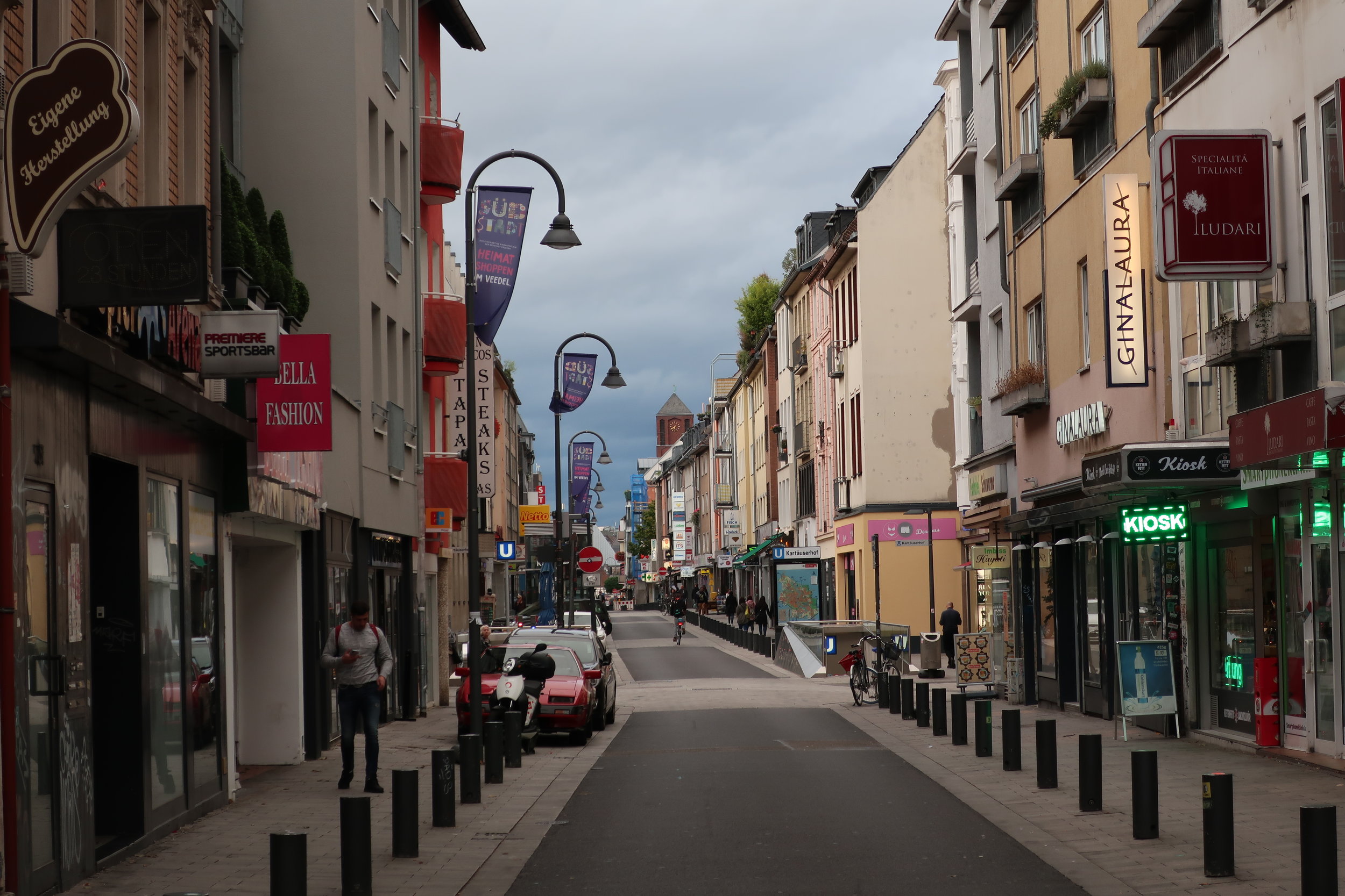  Cologne 2019--Sud Stadt--Typical street 