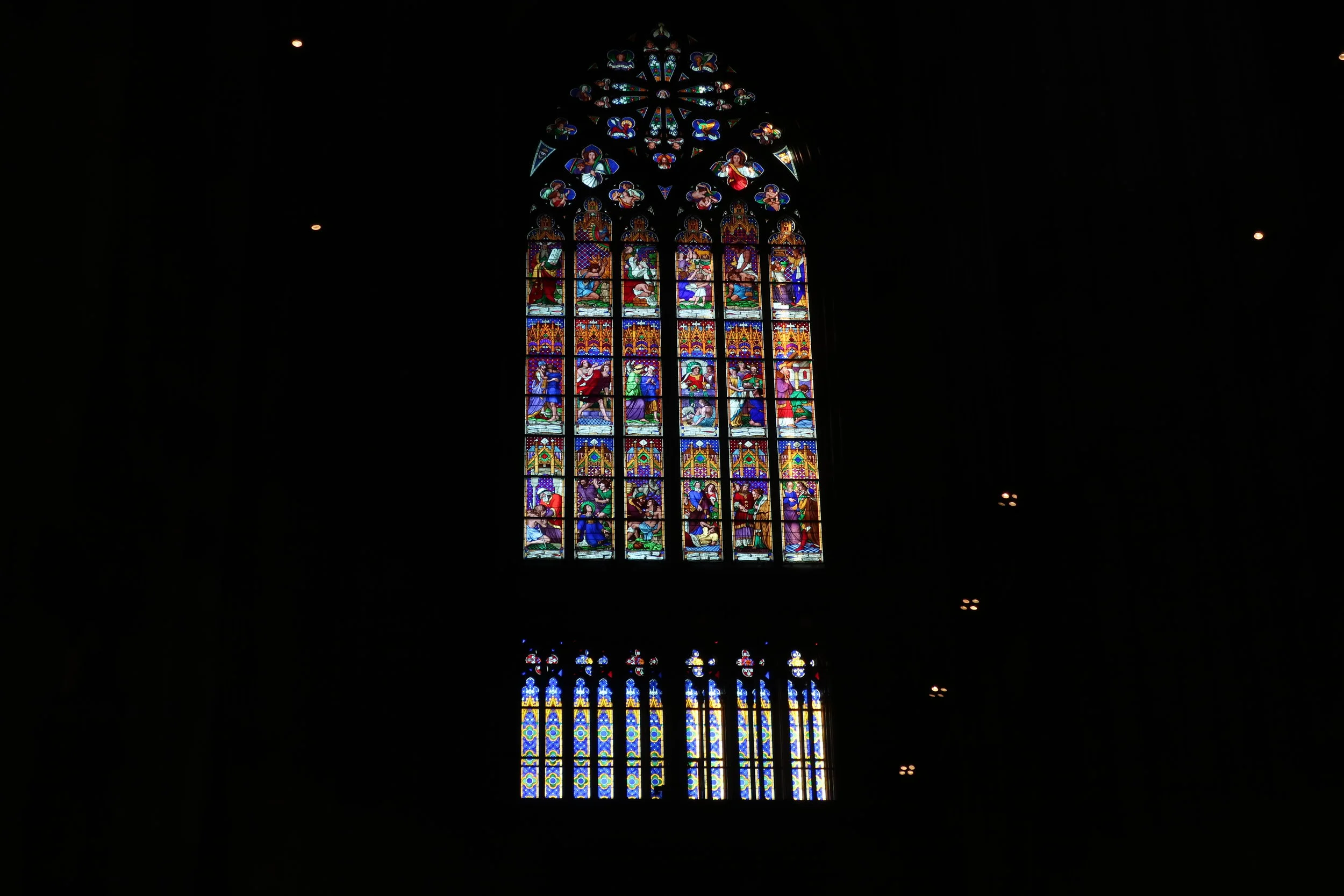  Cologne--Winter 2019--Cologne Cathedral (Dom)--Rear Glass 