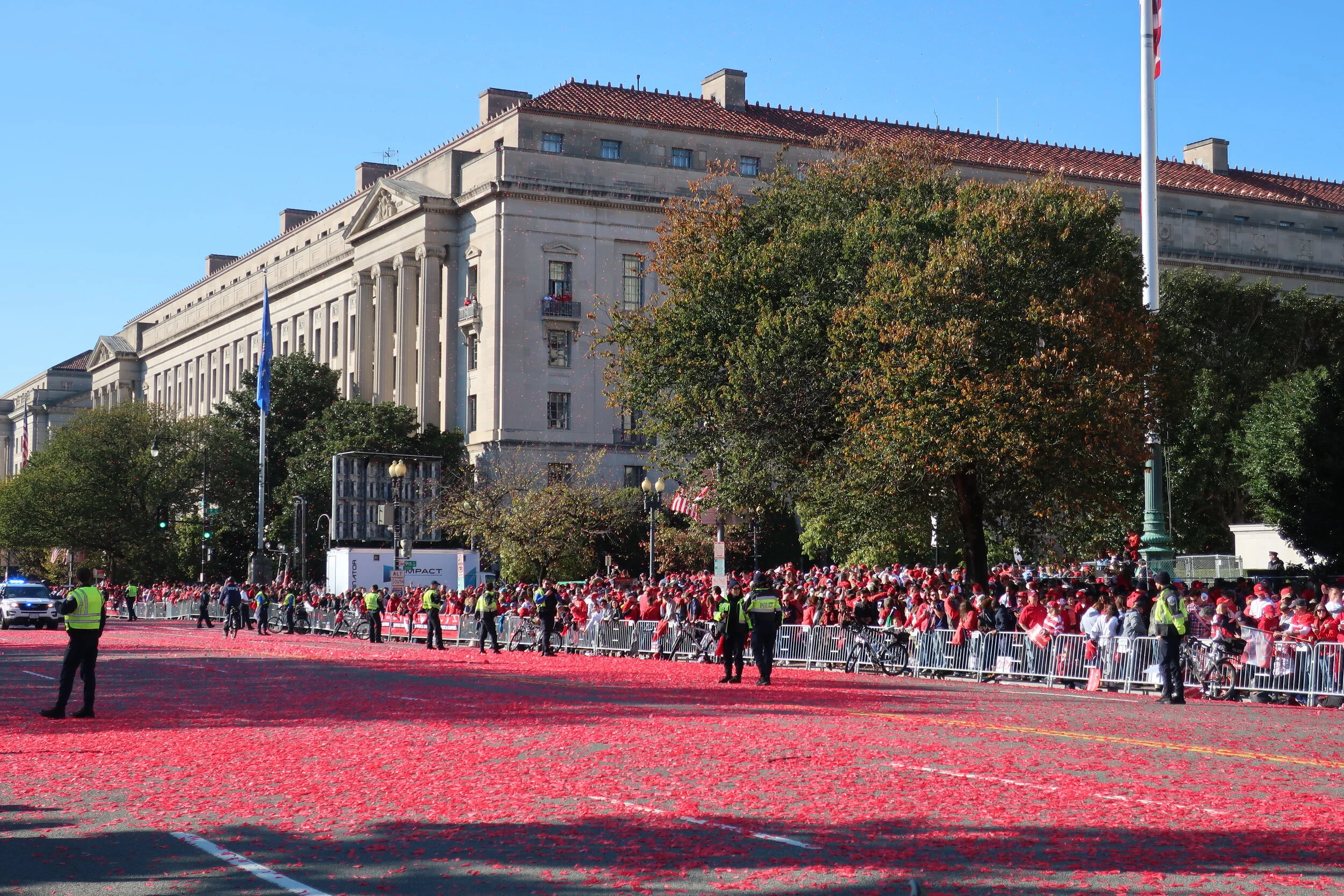  DC 2019--Nats Parade--Confetti covered Constitution Ave after the parade 