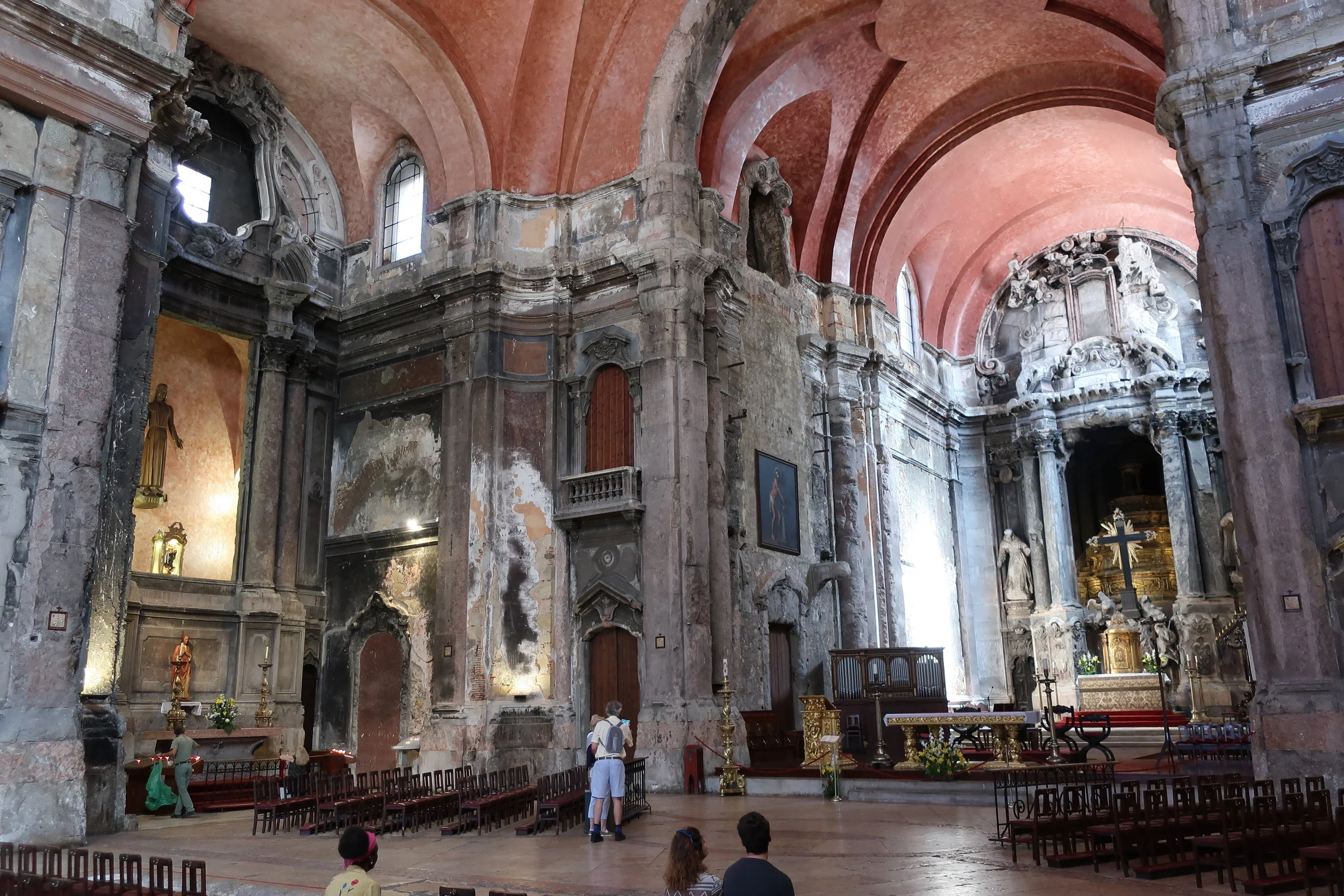 Lisbon 2019--Santo Domingo Church left with scars from the 1755 earthquake 