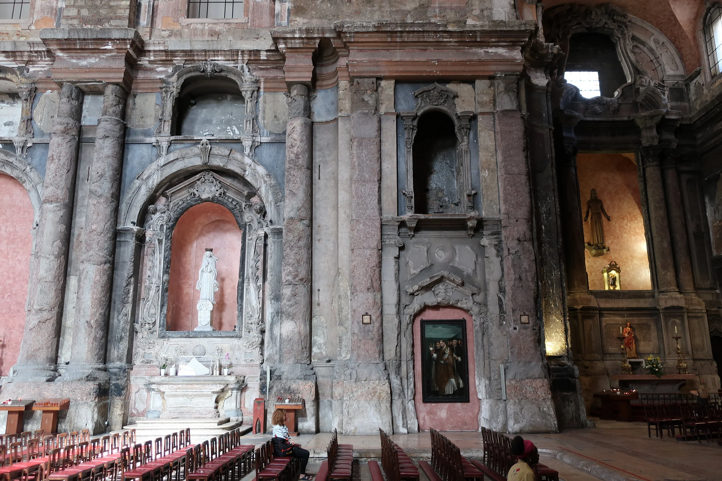  Lisbon 2019--Santo Domingo Church left with scars from the 1755 earthquake 