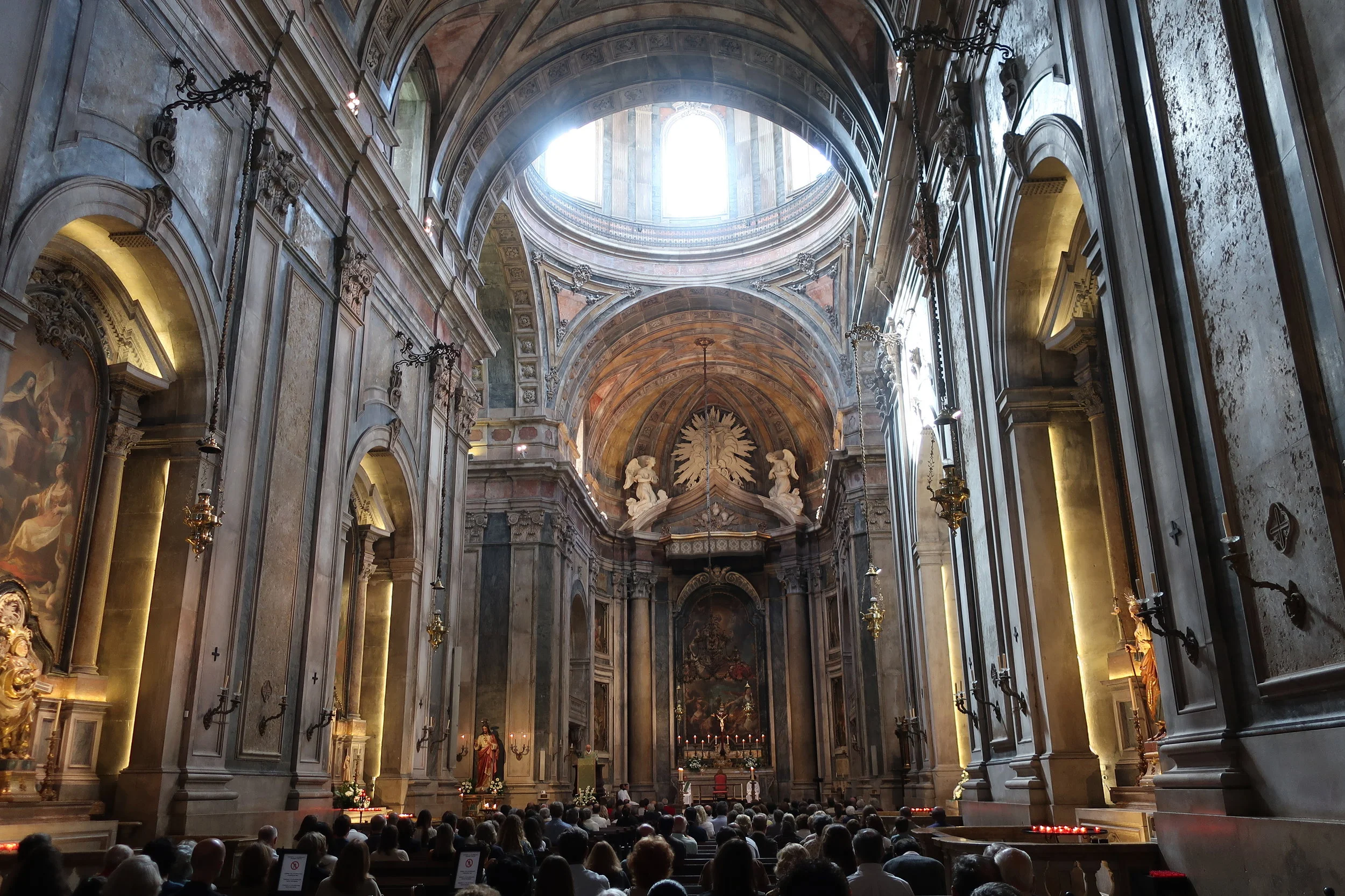  Lisbon 2019--Basilica Estrela--Sacred Heart 