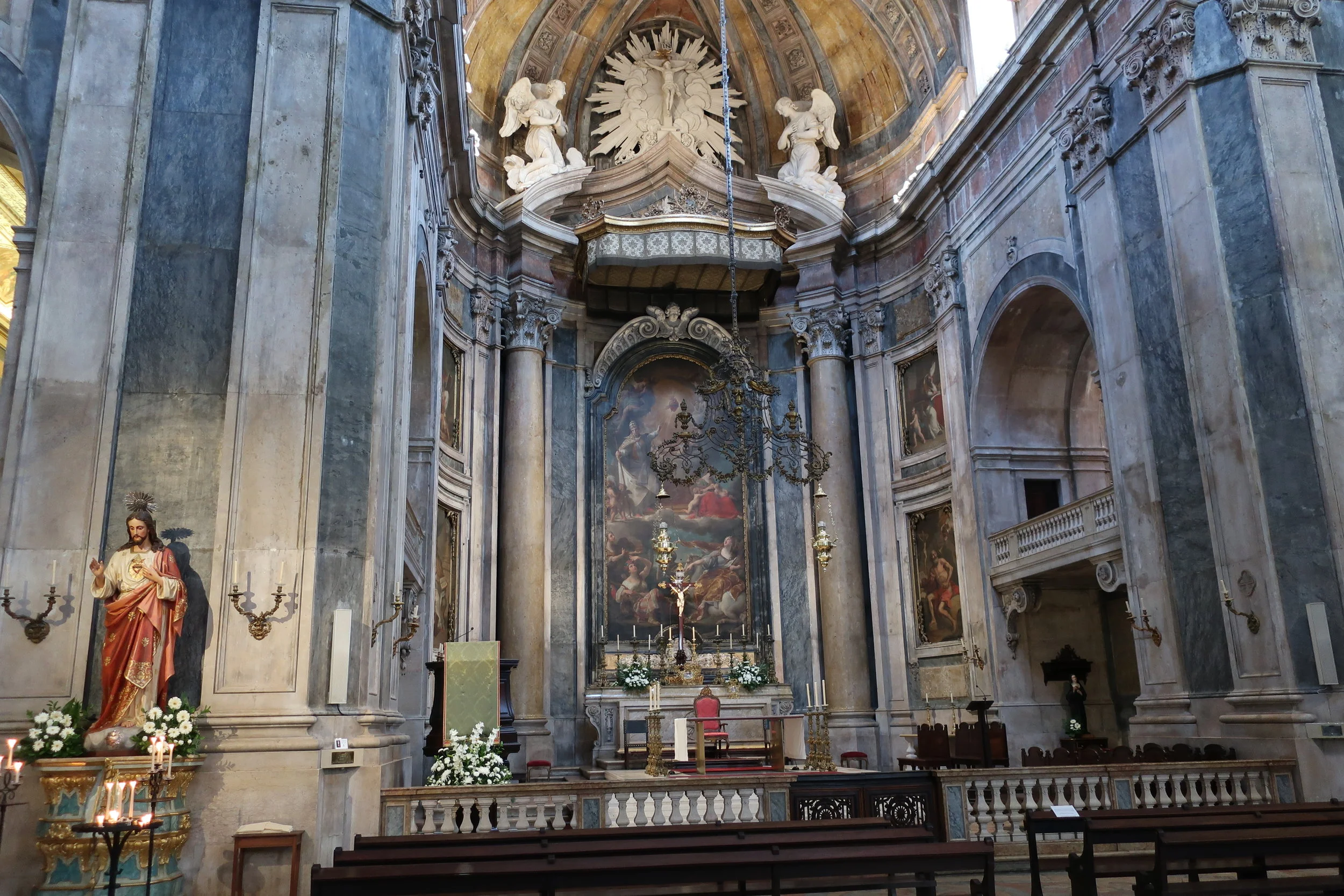  Lisbon 2019--Basilica Estrela--Sacred Heart 