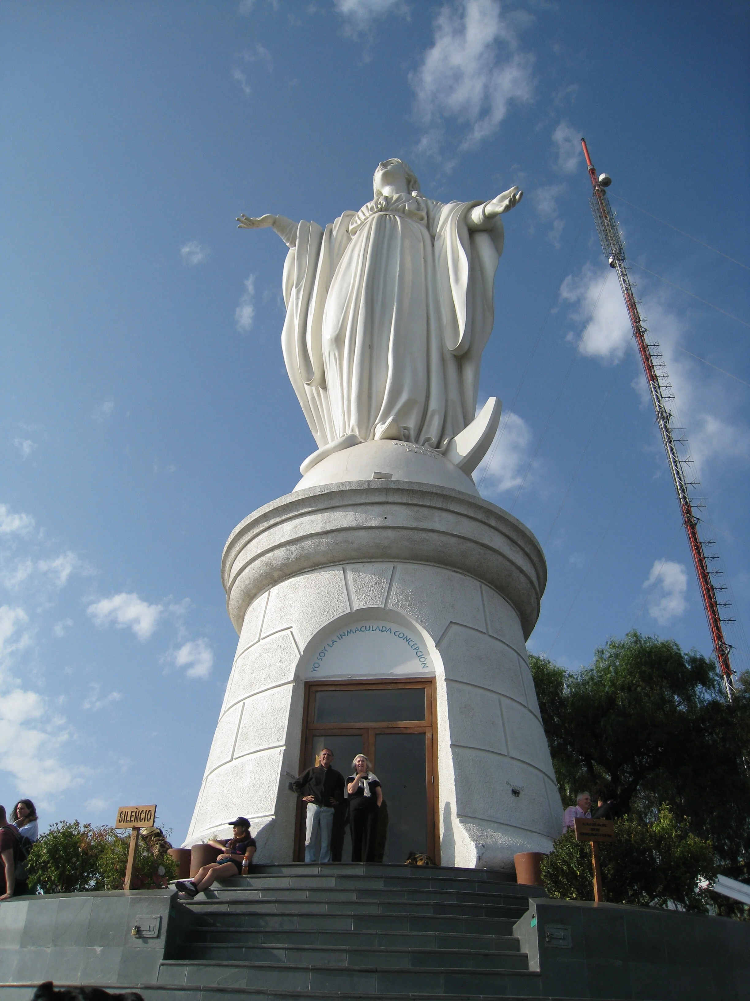  Santiago-- From San Cristobal--Paul Cullingford and Carrol Kindel 