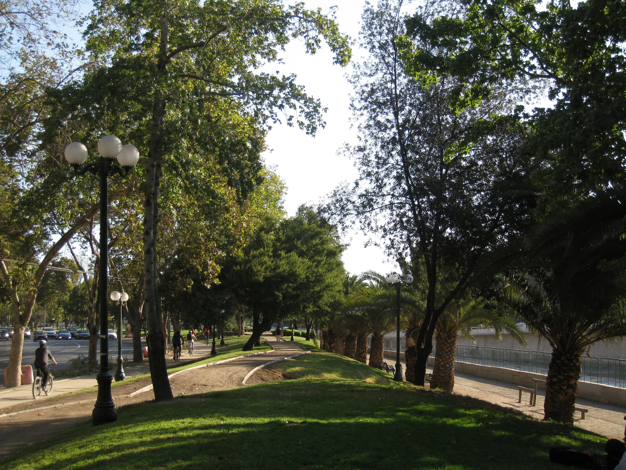  Santiago--Rio Mapocho and the long park 
