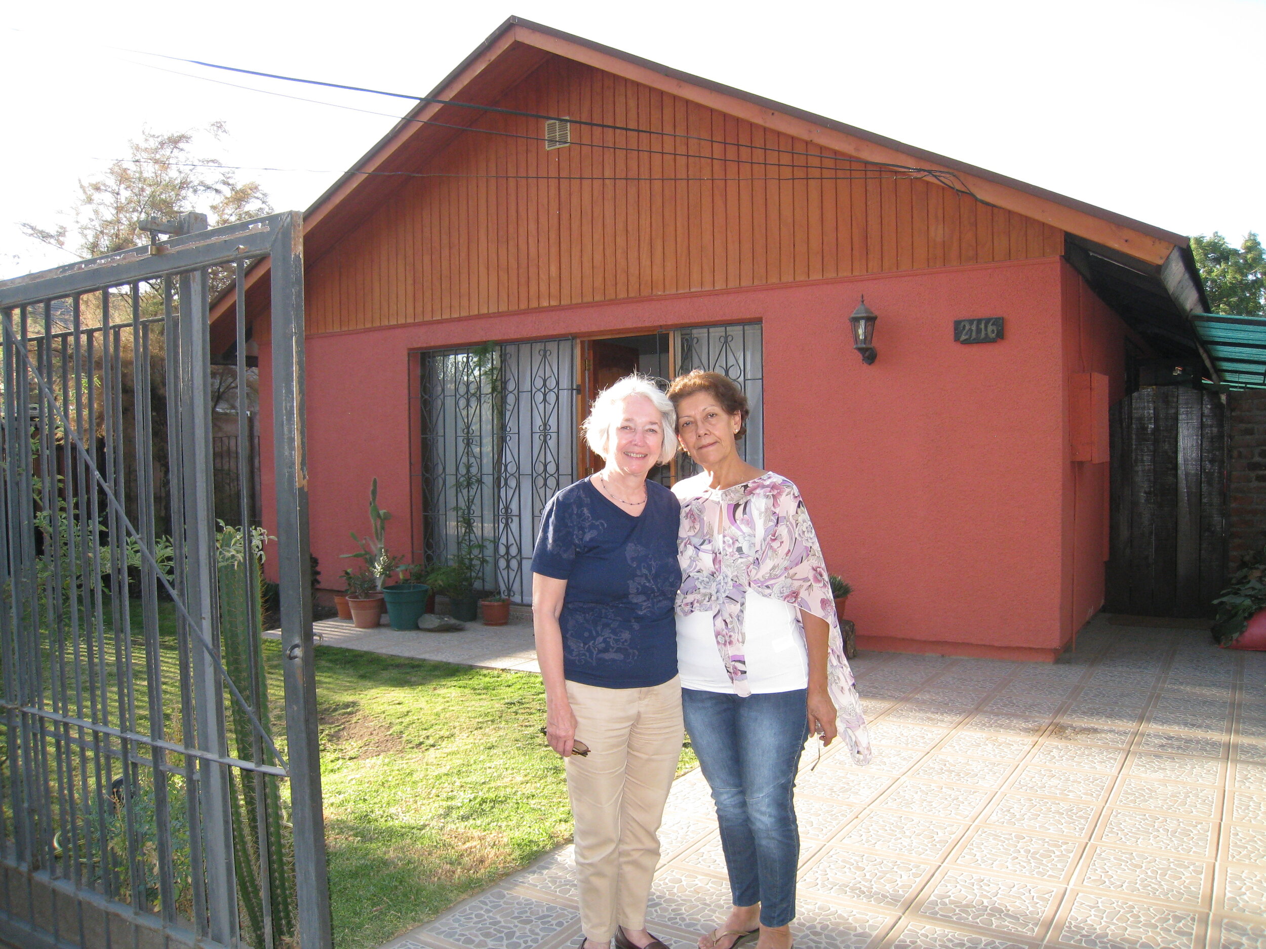  Santiago-- Macul--Sarita Arreguaiz (Canepa)'s house--Carrol Kindel and Sarita 