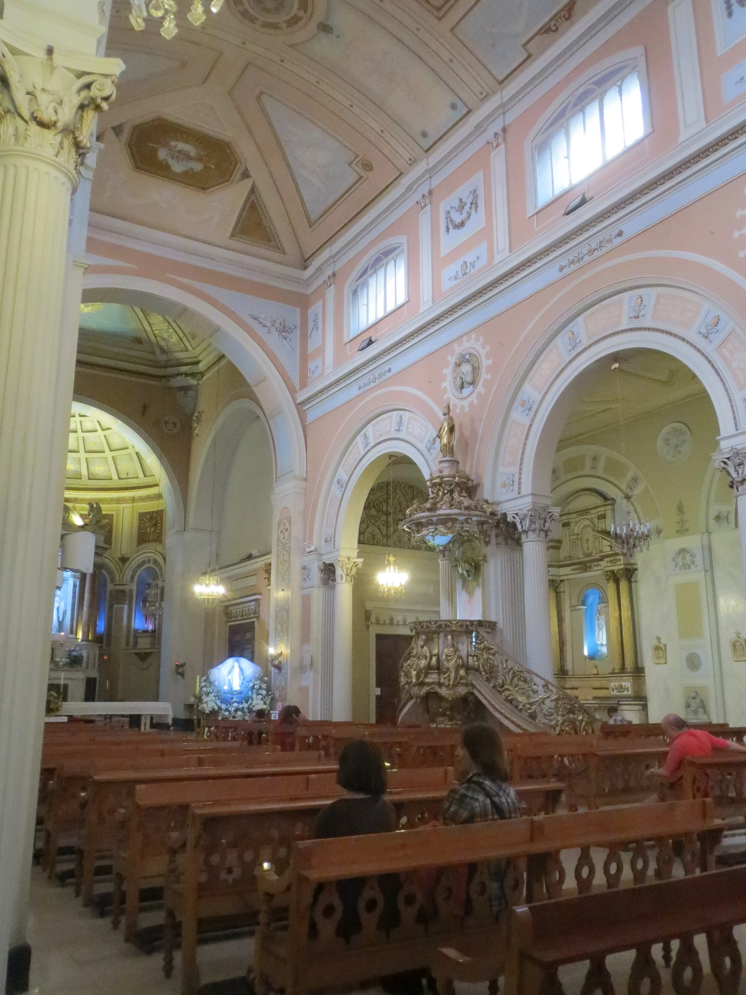  Santiago--Downtown--Iglesia De Las Augustinas—Interior 