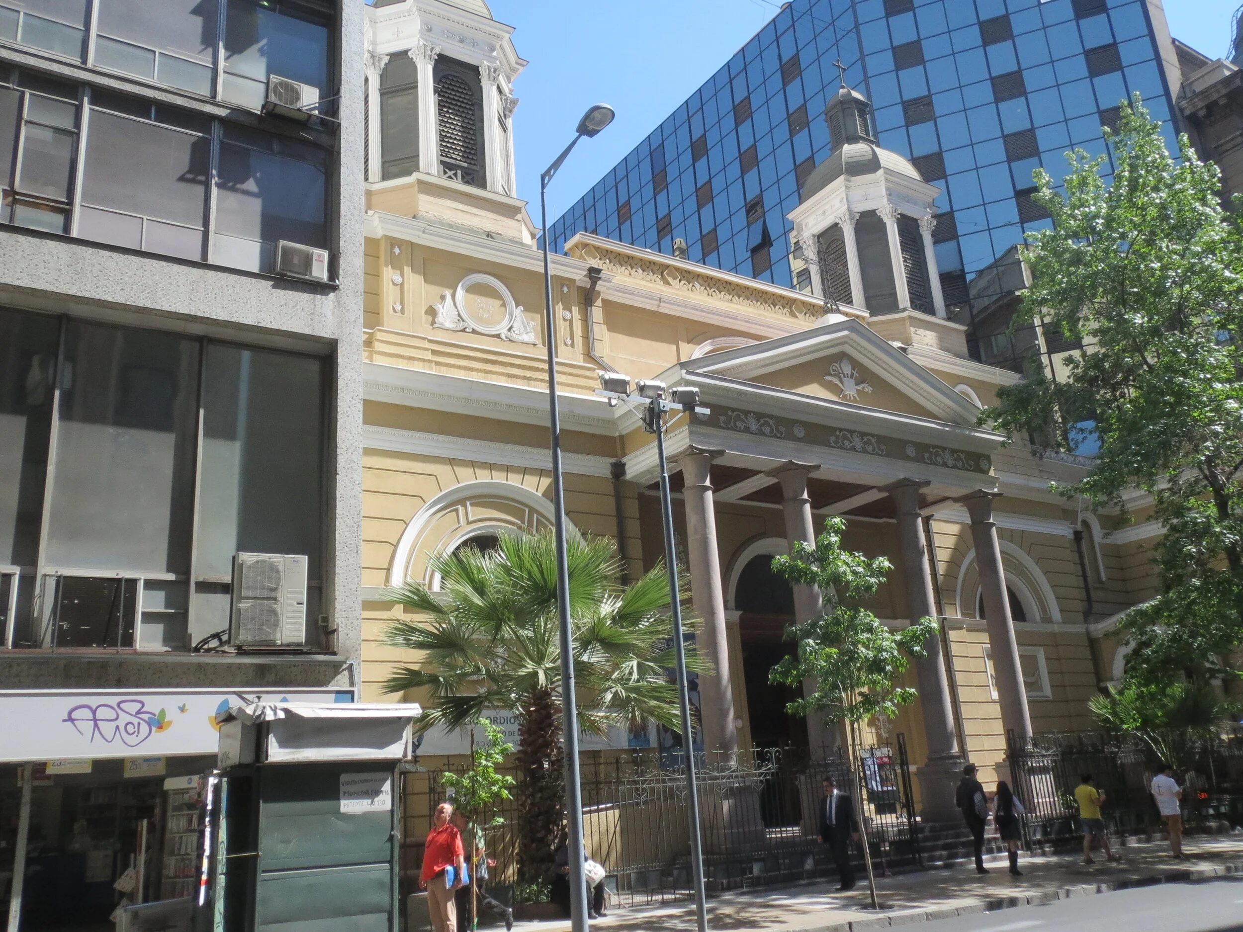  Santiago--Downtown--Iglesia De Las Augustinas 