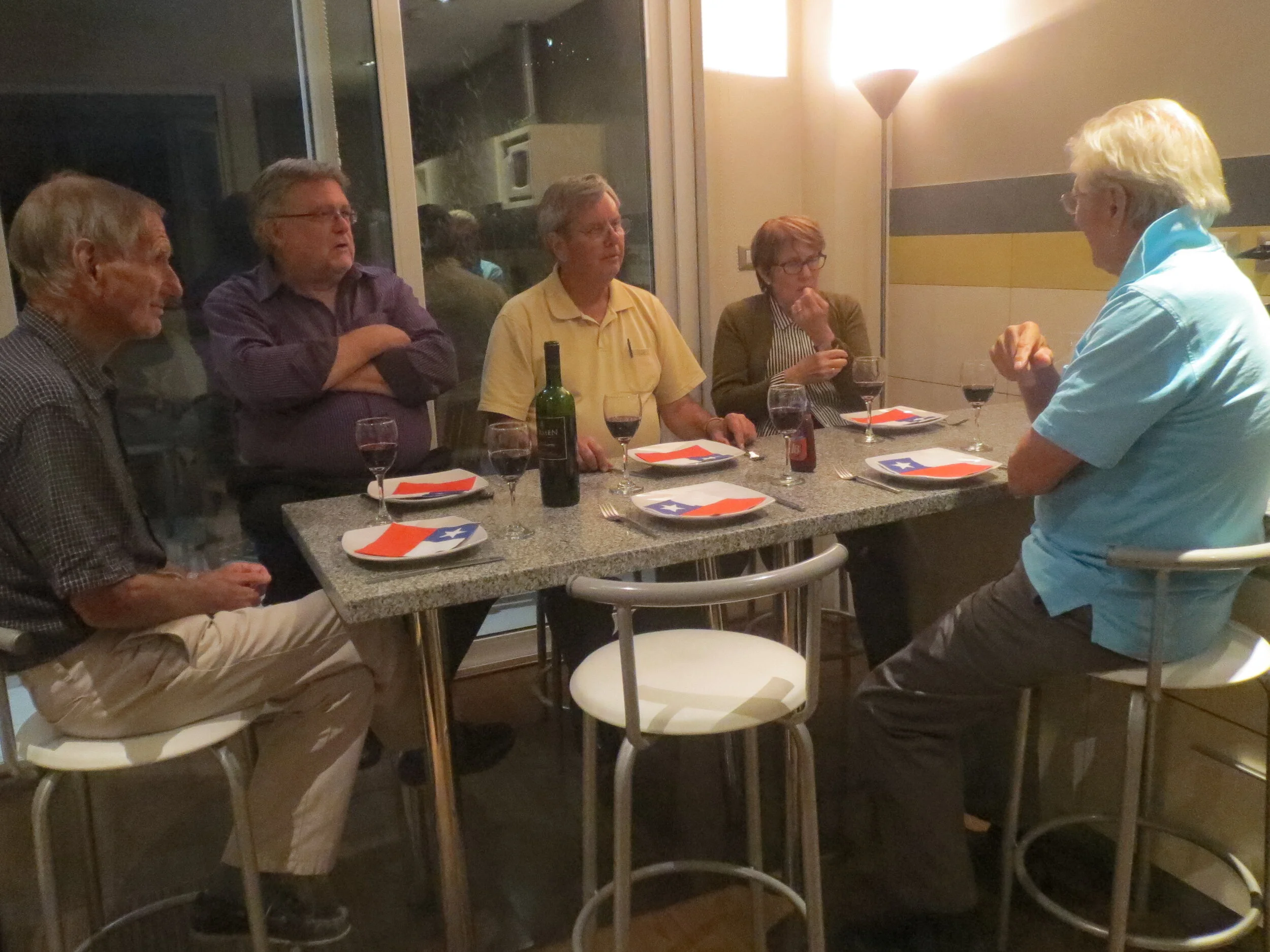  Santiago--Lastarria Apt.--Paul Cullingford, Karl Holmes, Roger King, Cathy Pettinari and Karl Kindel at dinner. 