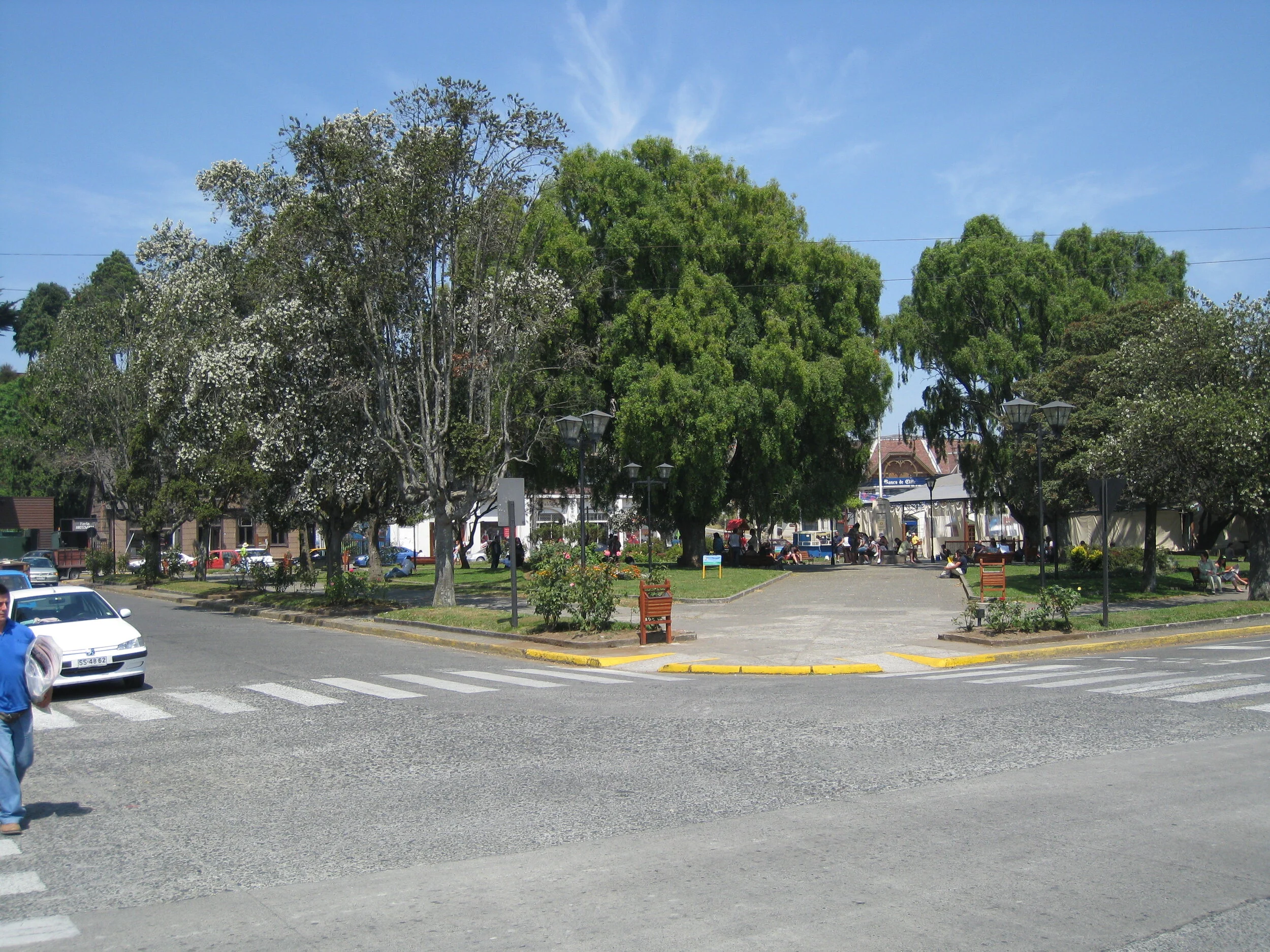  Puerto Varas--Plaza 