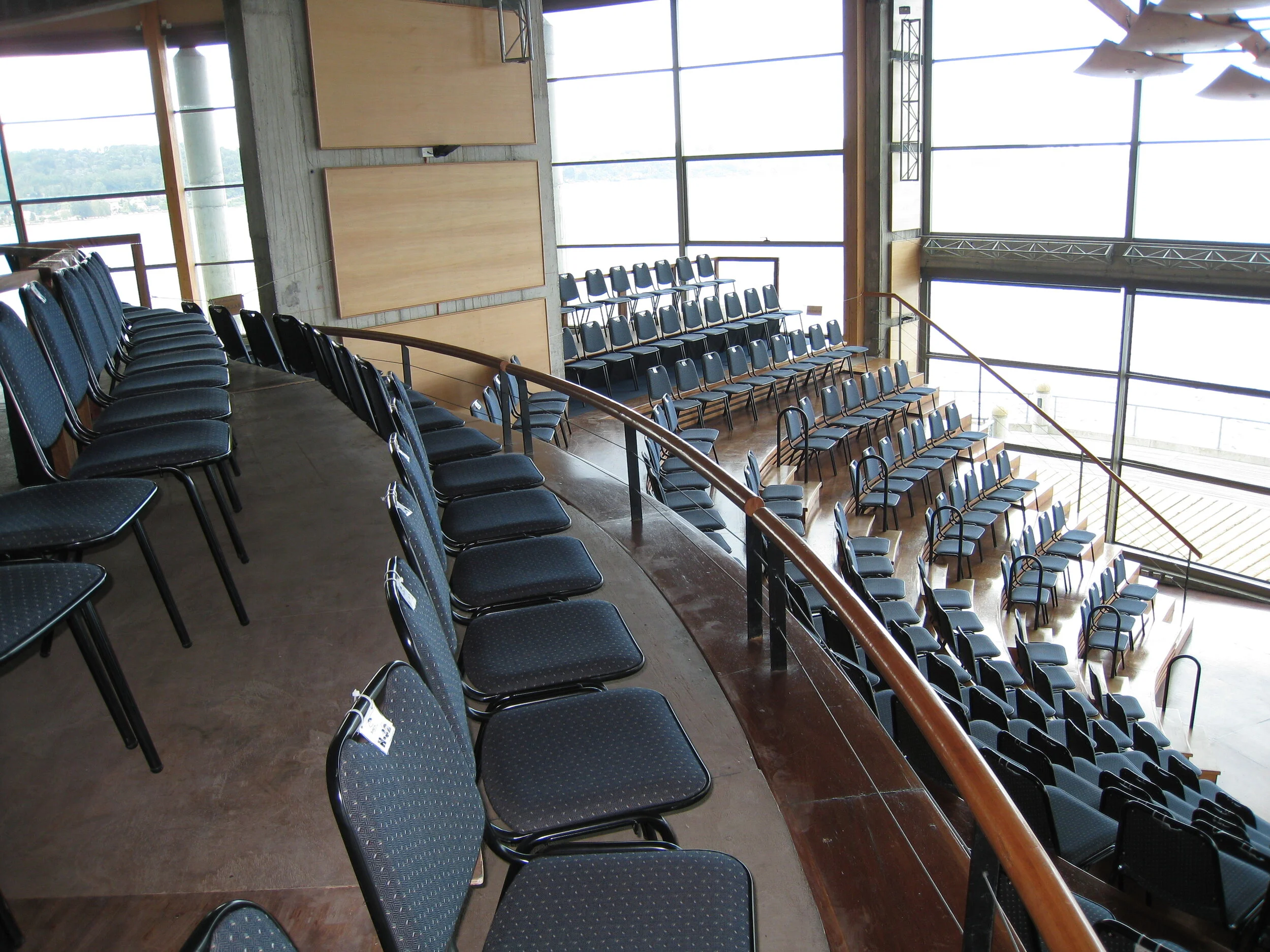  Fruitillar--Concert Hall 
