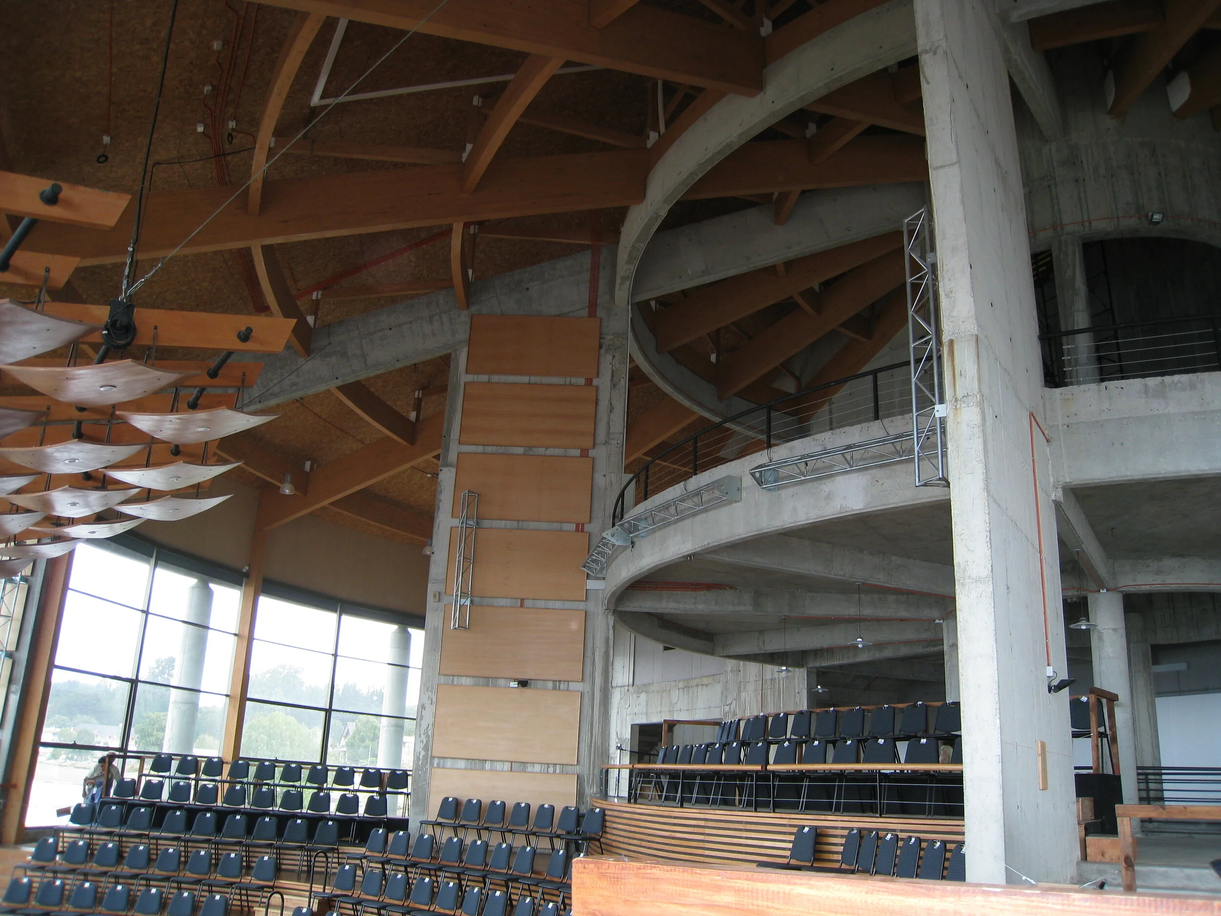  Fruitillar--Concert Hall 