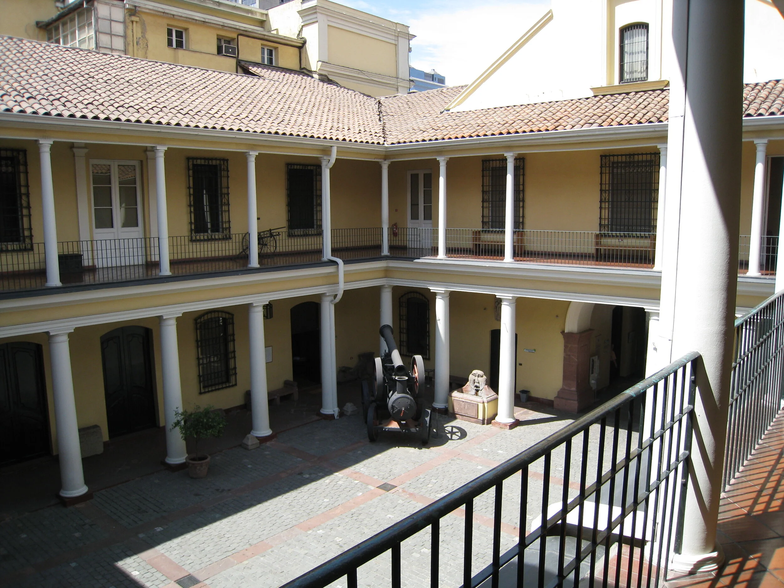  National History Museum 