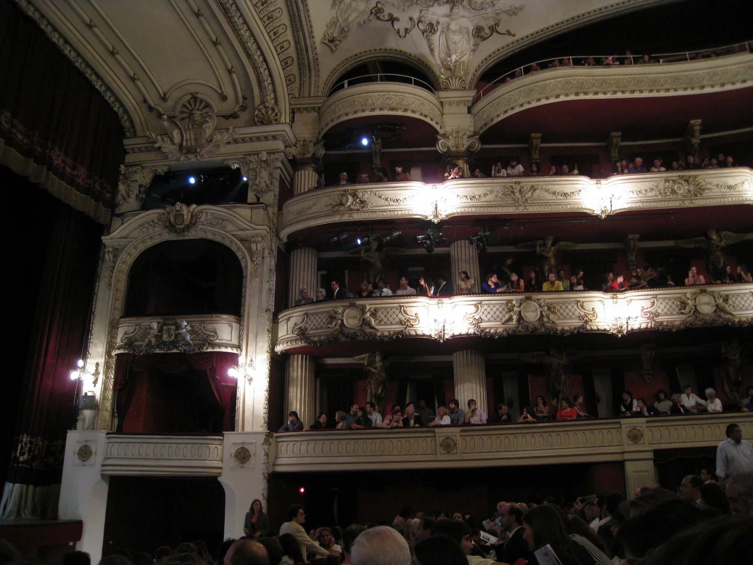  Theatre--Opera Viento Blanco 
