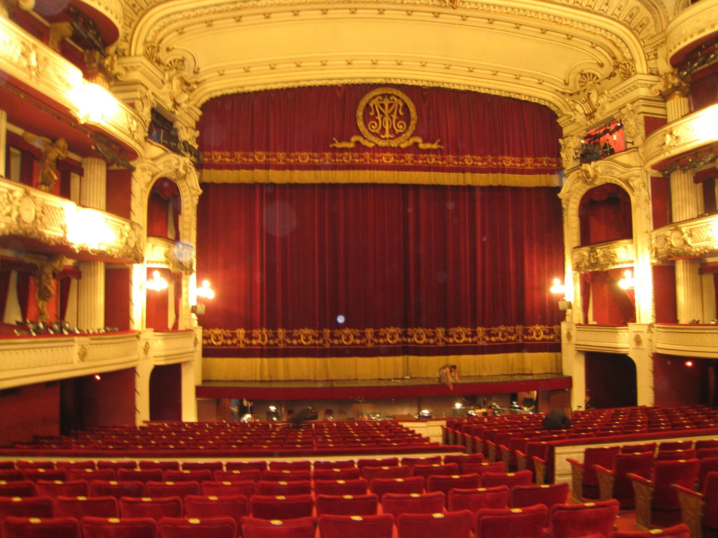  Theatre--Opera Viento Blanco 