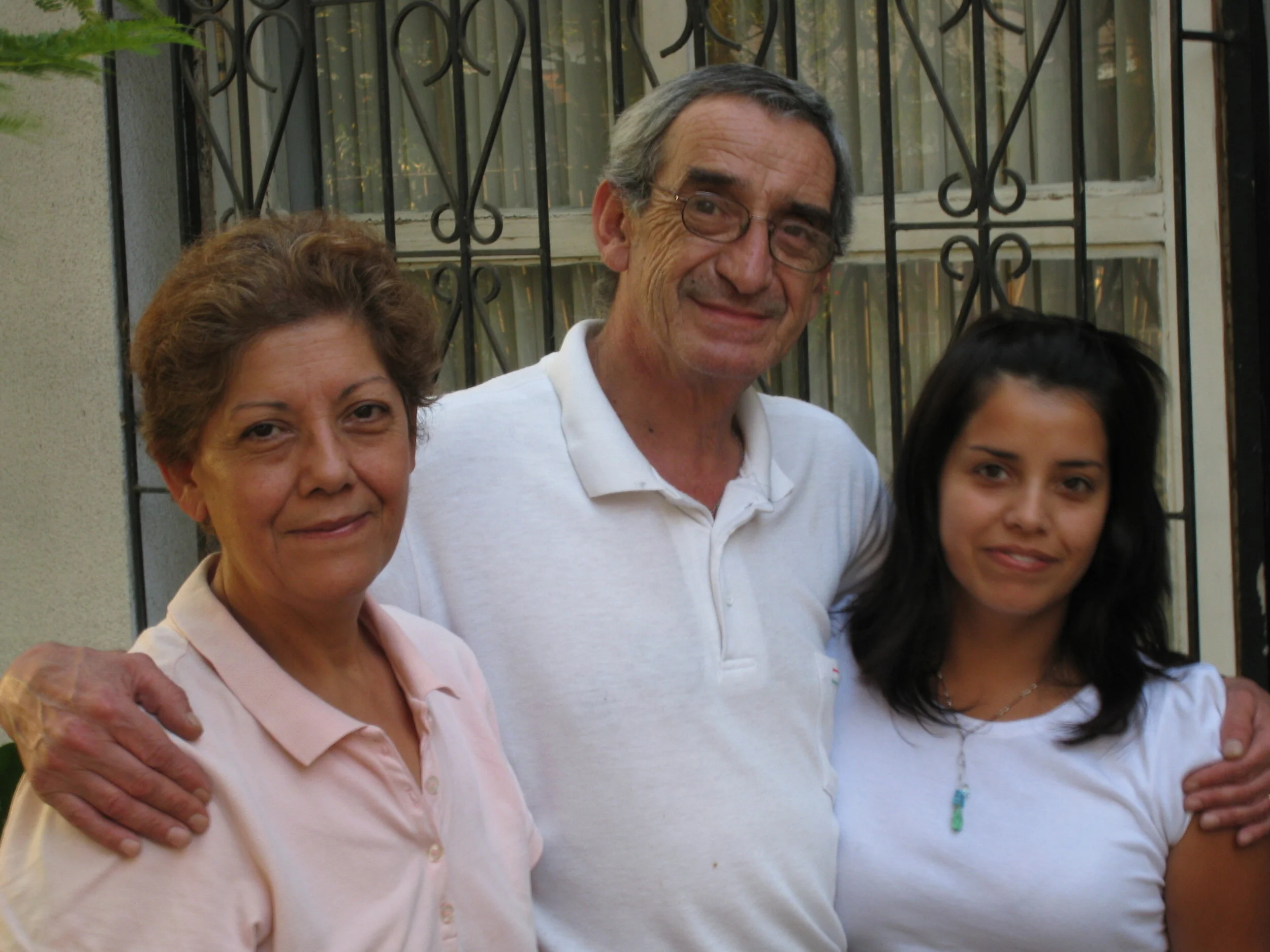  Sara, Yuco and Bernadita Canepa 