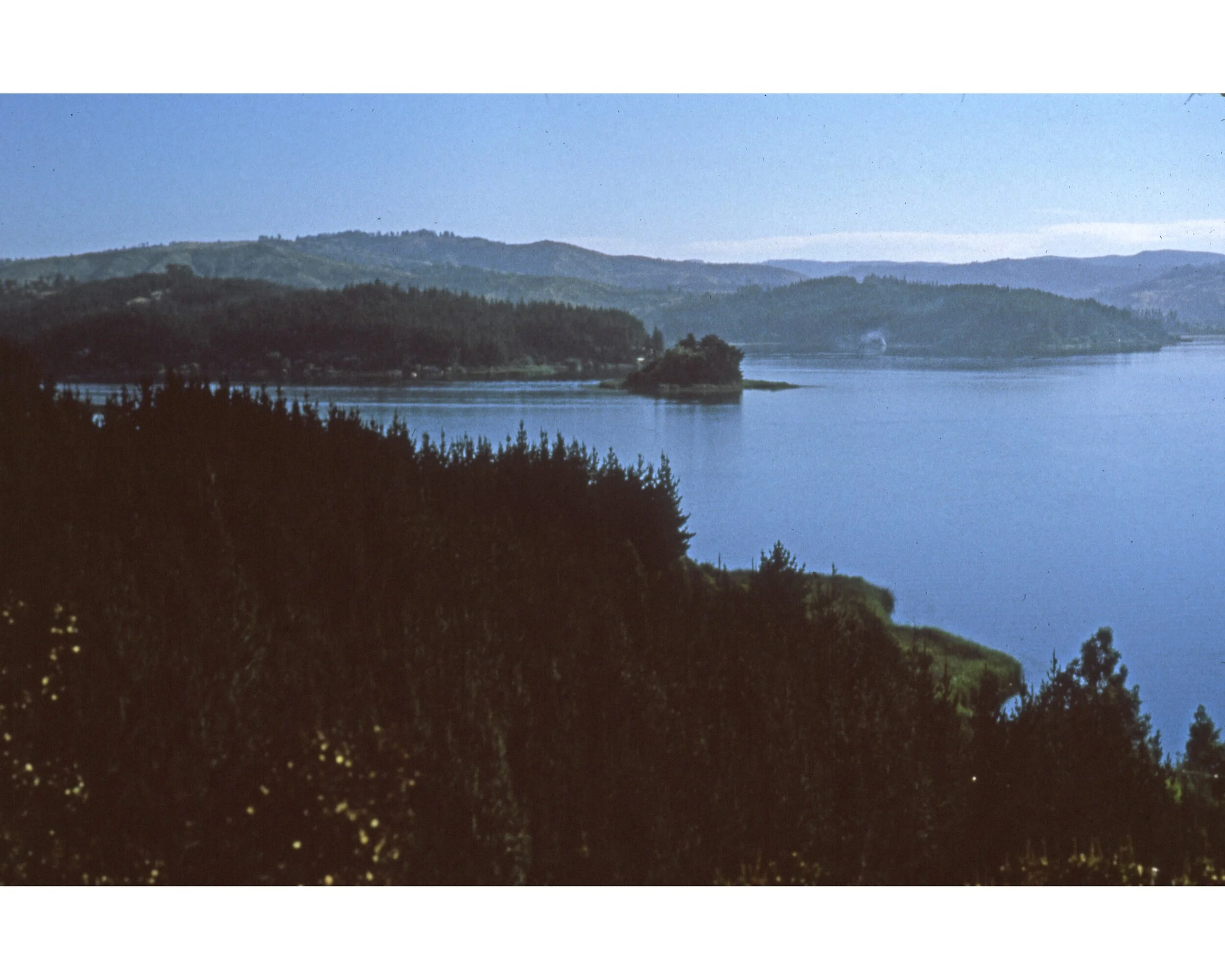  Febrero 1982	Llico (Curico)--Lago Vichuquen hacia bahia Durazno  