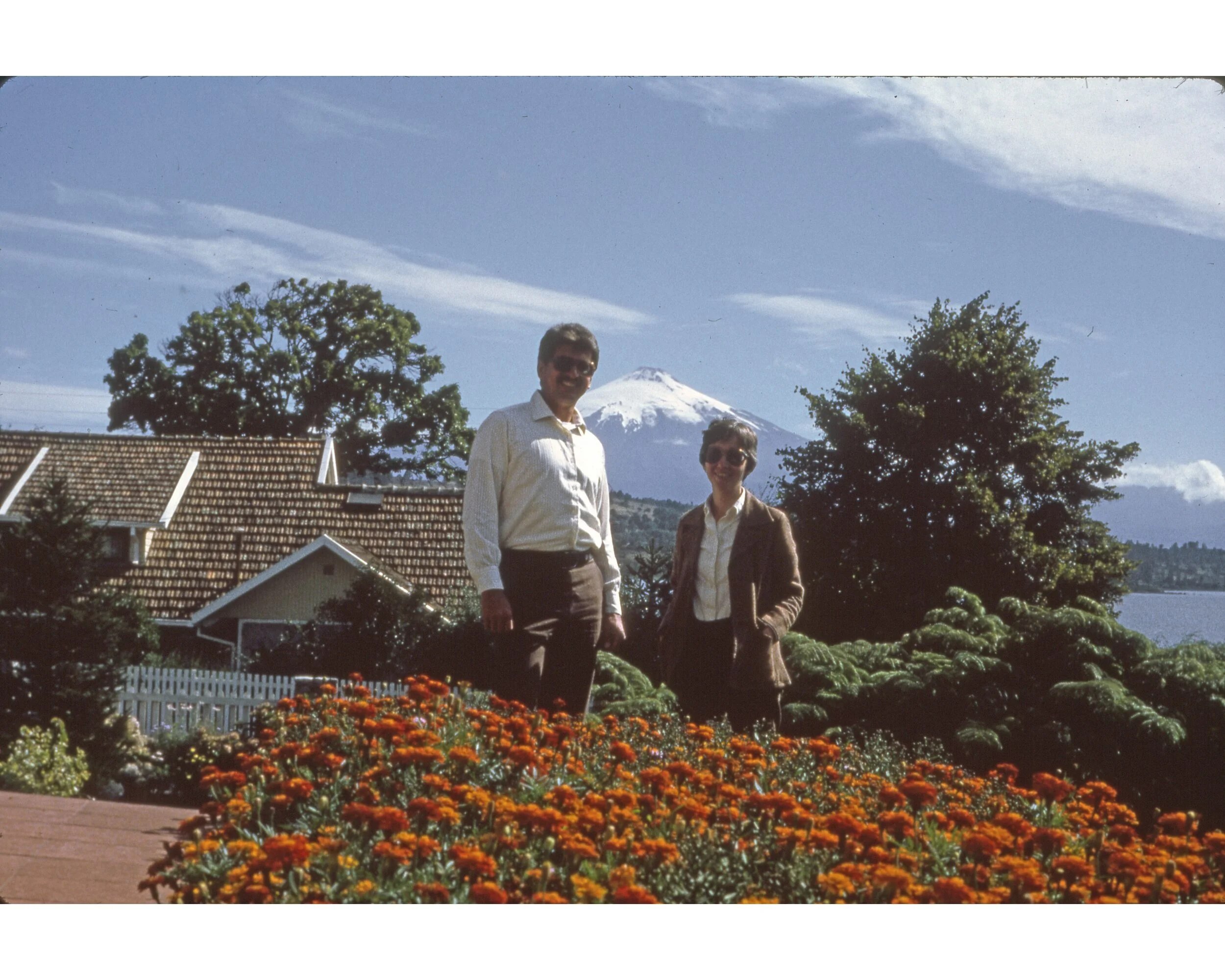  Febrero 1982	Villarrica--Volcan--Karl y Carrol Kindel  