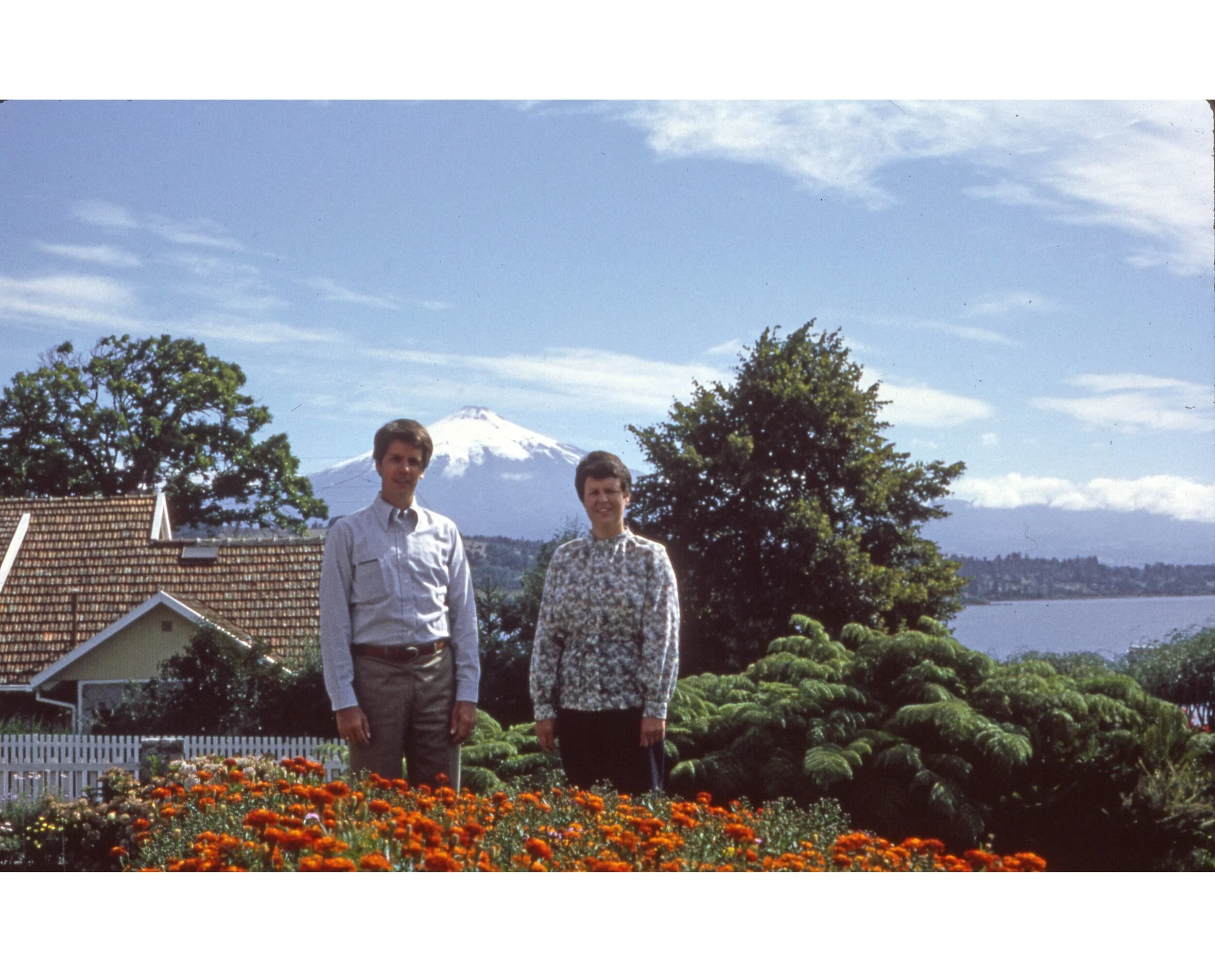  Febrero 1982	Villarrica--Volcan--Roger y Carole King  
