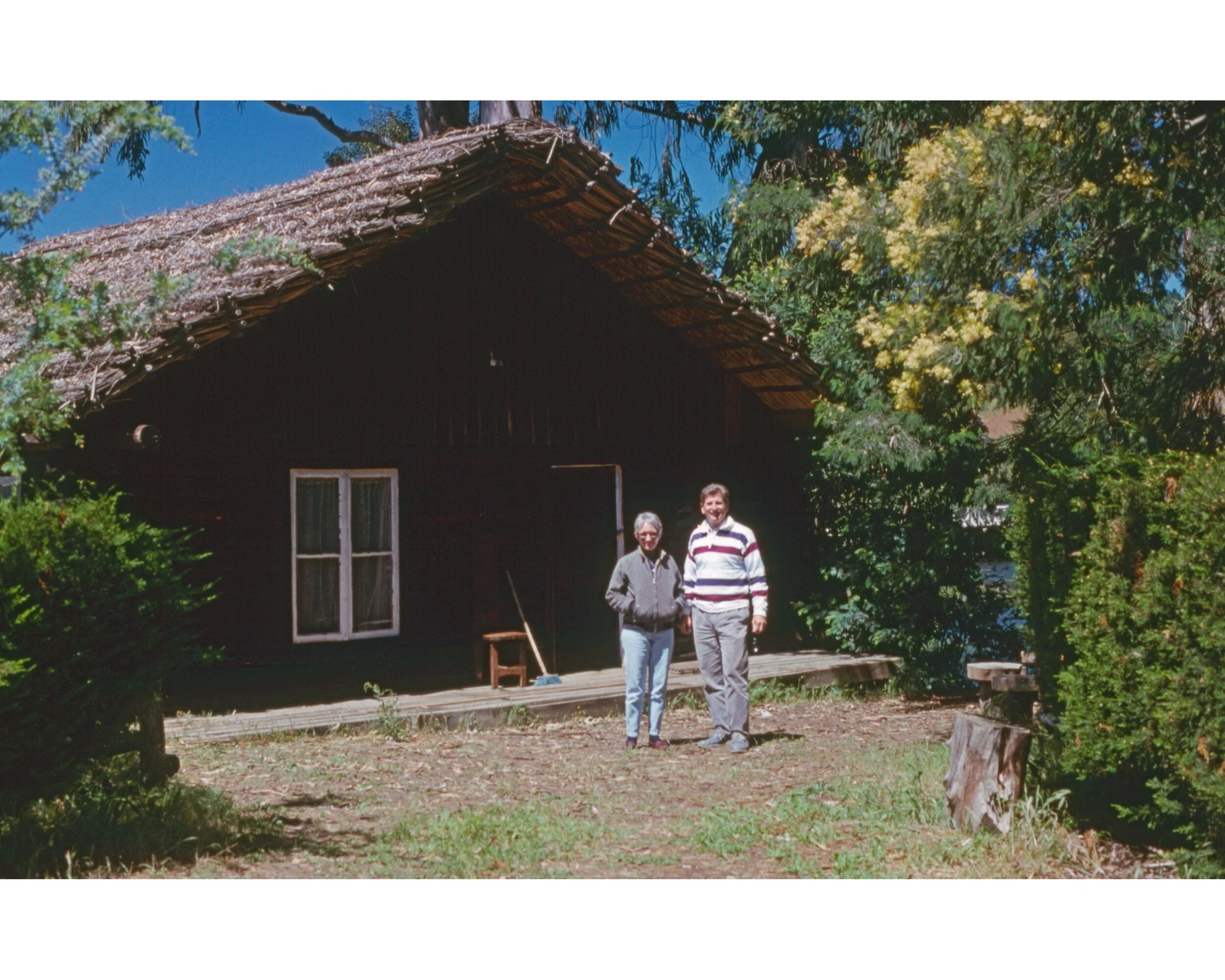  Noviembre 1990	Llico (Curico)--Vivero Forestal—Cabina—Carrol Kindel y VCP Karl Kindel  