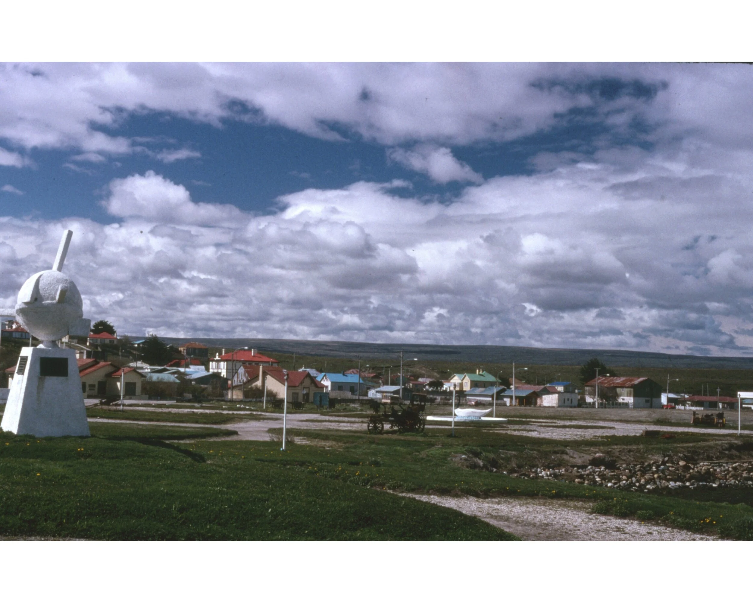  Noviembre 1990	Porvenir 