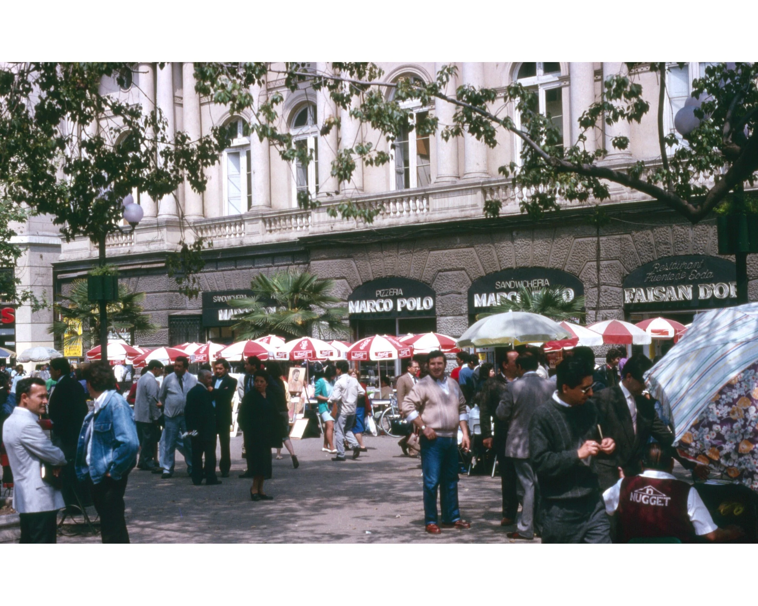  Noviembre 1990	Santiago--Plaza de Armas—Marco Polo 