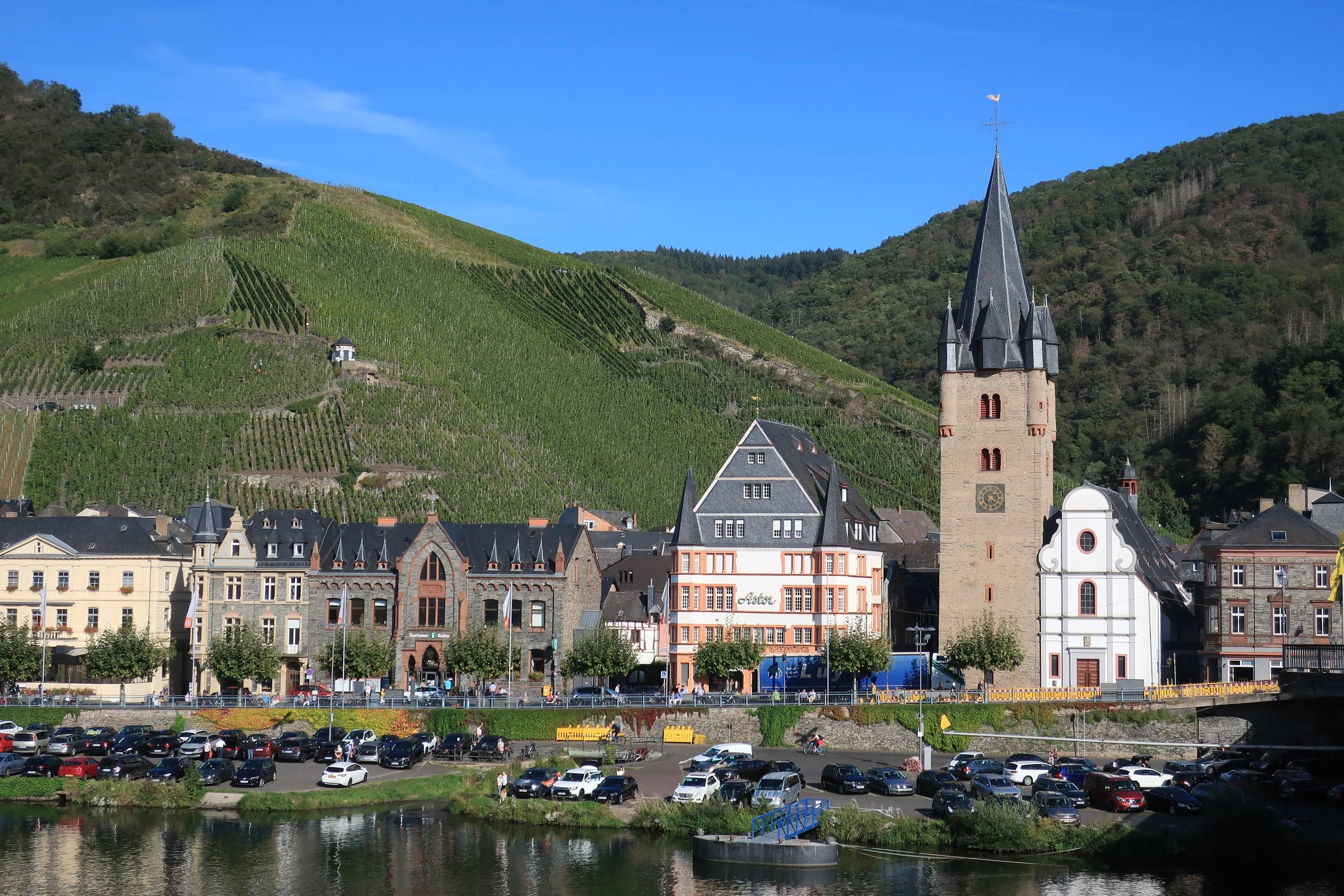  Germany 2023--Kindel 50th Anniversary Trip--Bernkastel, Looking towards town 