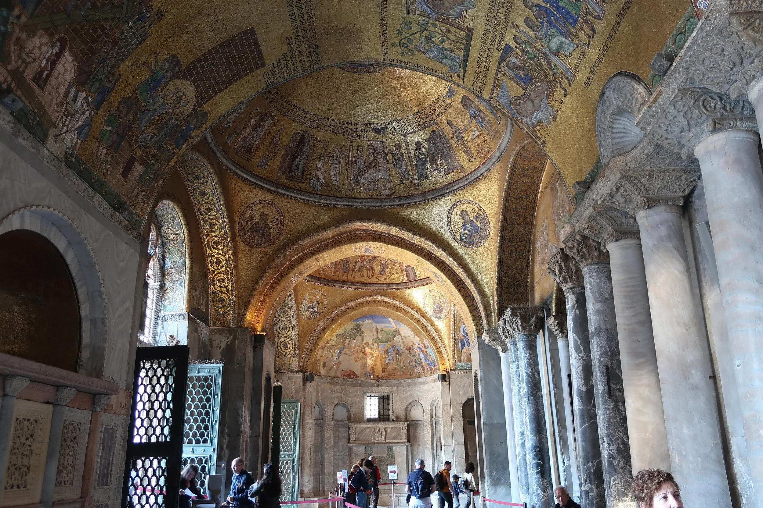  Venice 2023--San Marco Basilica front entrance hall 