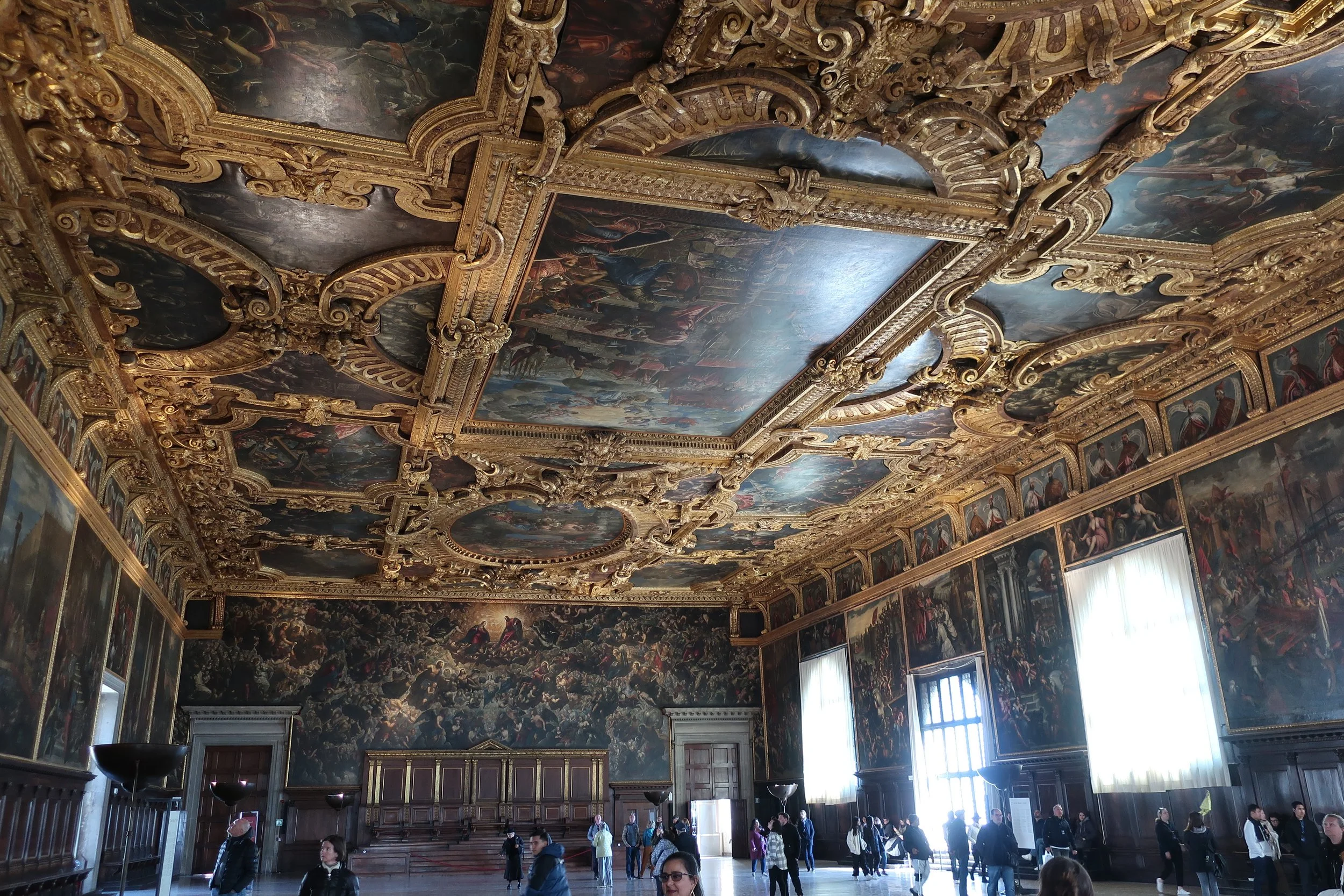  Venice 2023--Inside the Doge's Palace.  Sala del Maggior Consiglio (150 meters by 65 meters wide).  The largest room in Europe. 