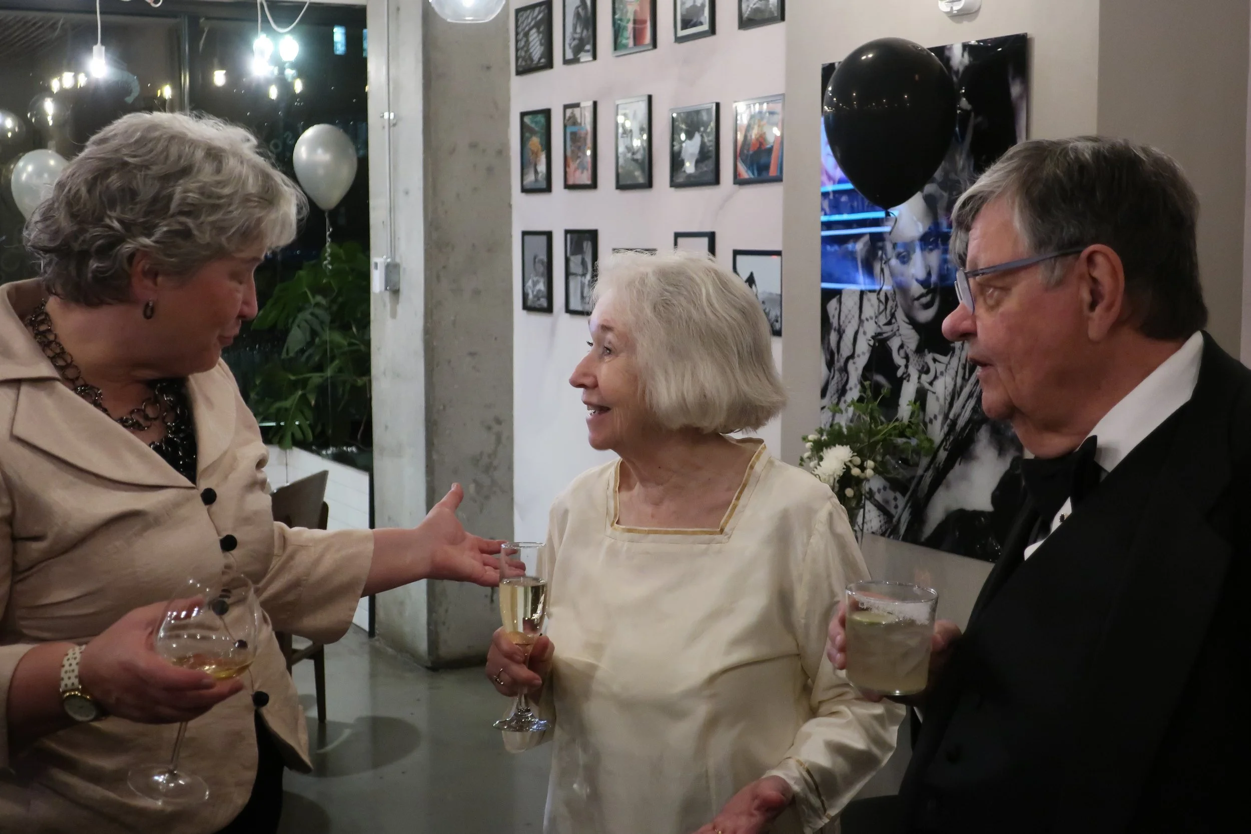  DC--Paraiso--New Year's Eve 2024--Cocktail Hour before dinner--Margaret Roberts, Carrol Kindel and Bob Hillman 