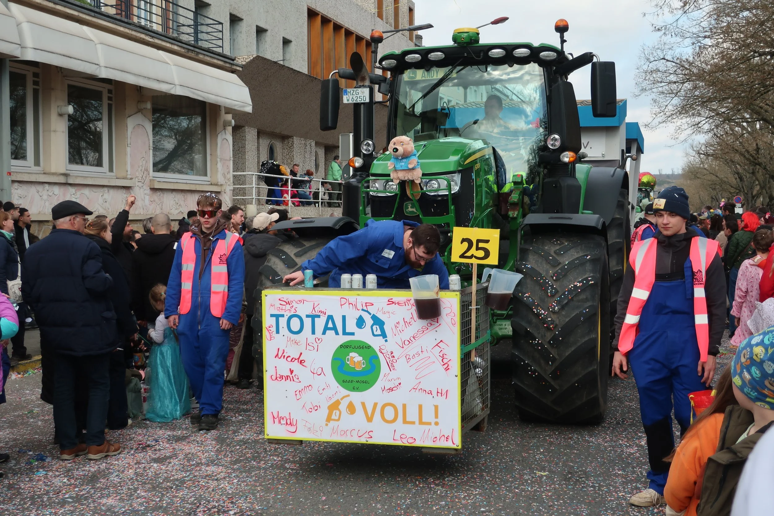  Luxembourg 2025--Remich Cavalcade Celebration--Parade Participants 
