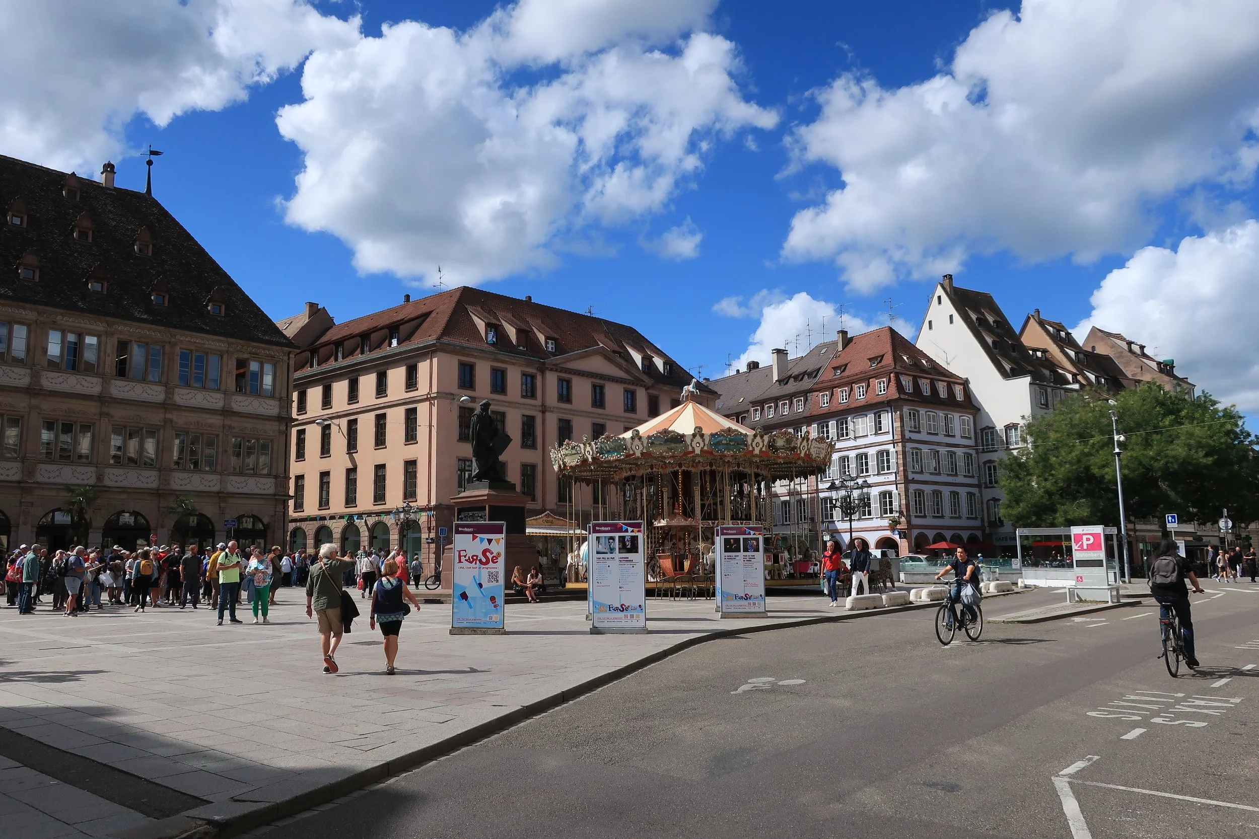 France--Strasbourg 2025--Gutenberg Plaza and statue 