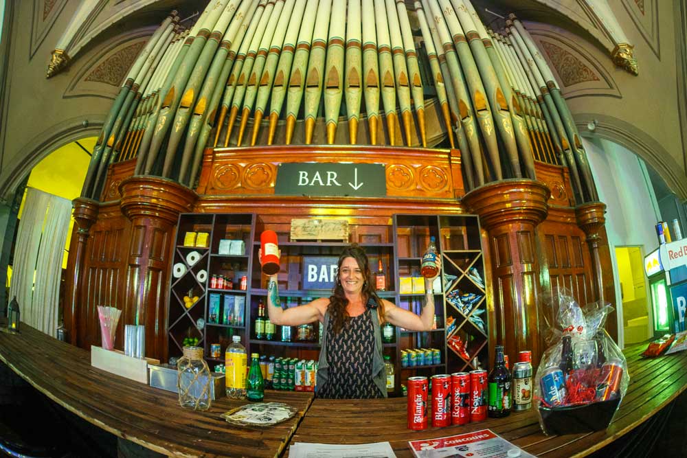 bar.jpg